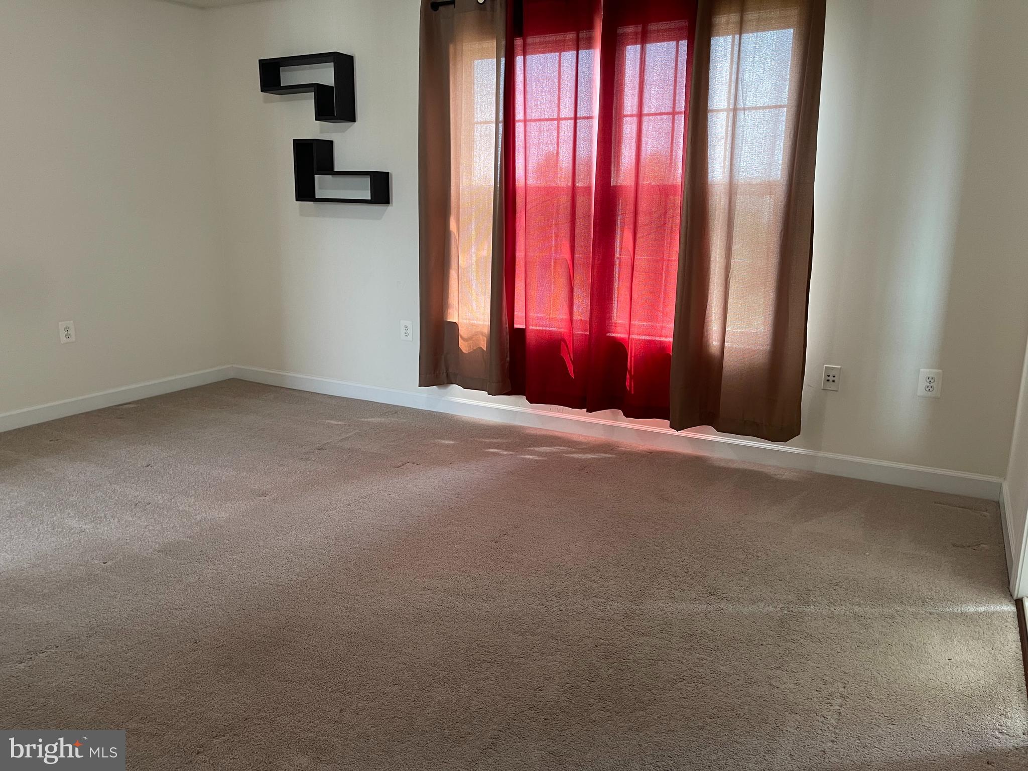 COPPERMINE CROSSING - Residential Lease