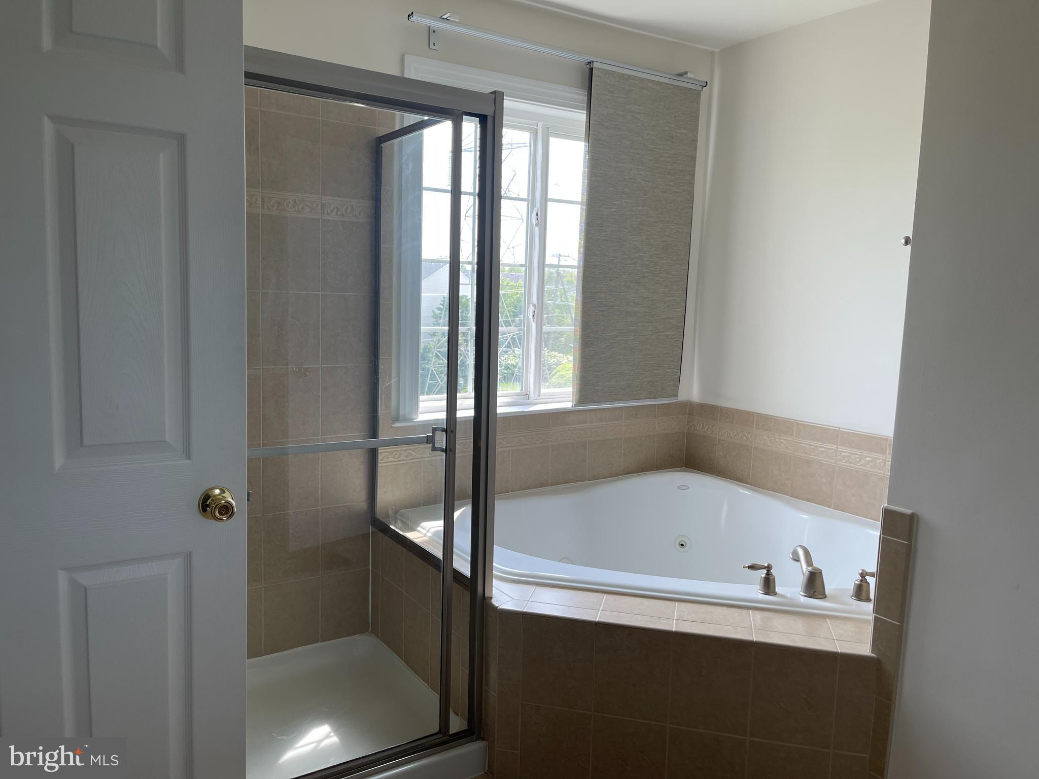 COPPERMINE CROSSING - Residential Lease