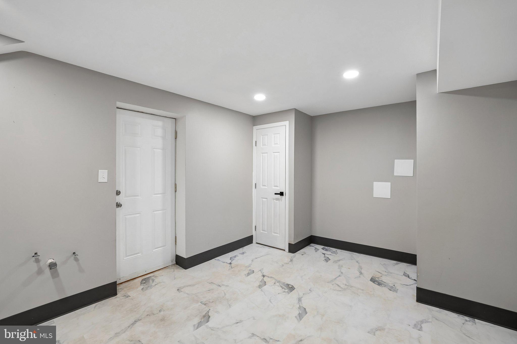 CHANCELLOR HILLS - Residential