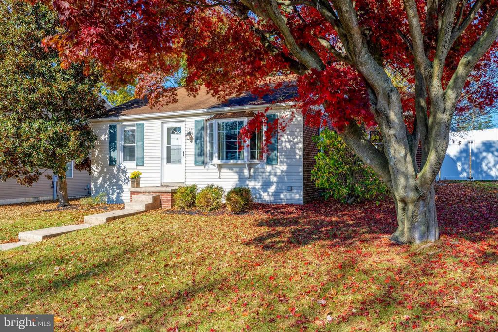 Photo of 1607 Buttercup Road, LANCASTER, PA 17602 (MLS # PALA2059602)