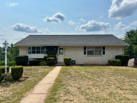 Photo of 328 Ashley Drive, READING, PA 19607 (MLS # PABK2075972)