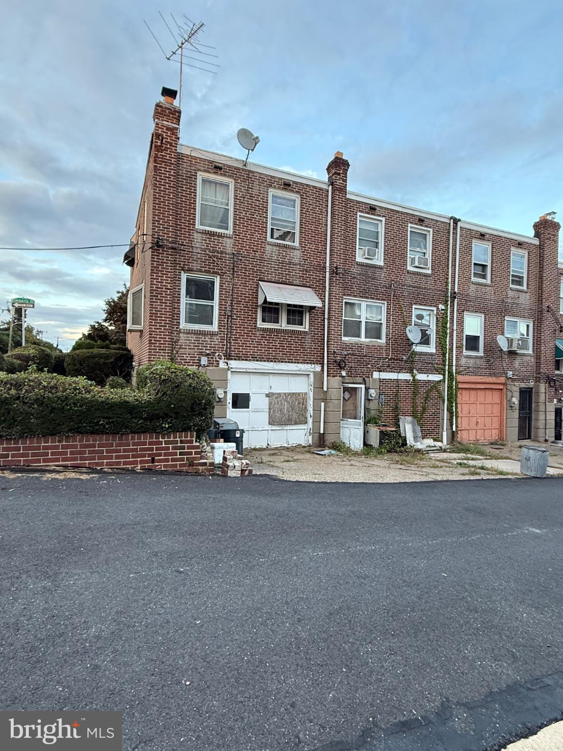 1382 KIMBERLY DRIVE