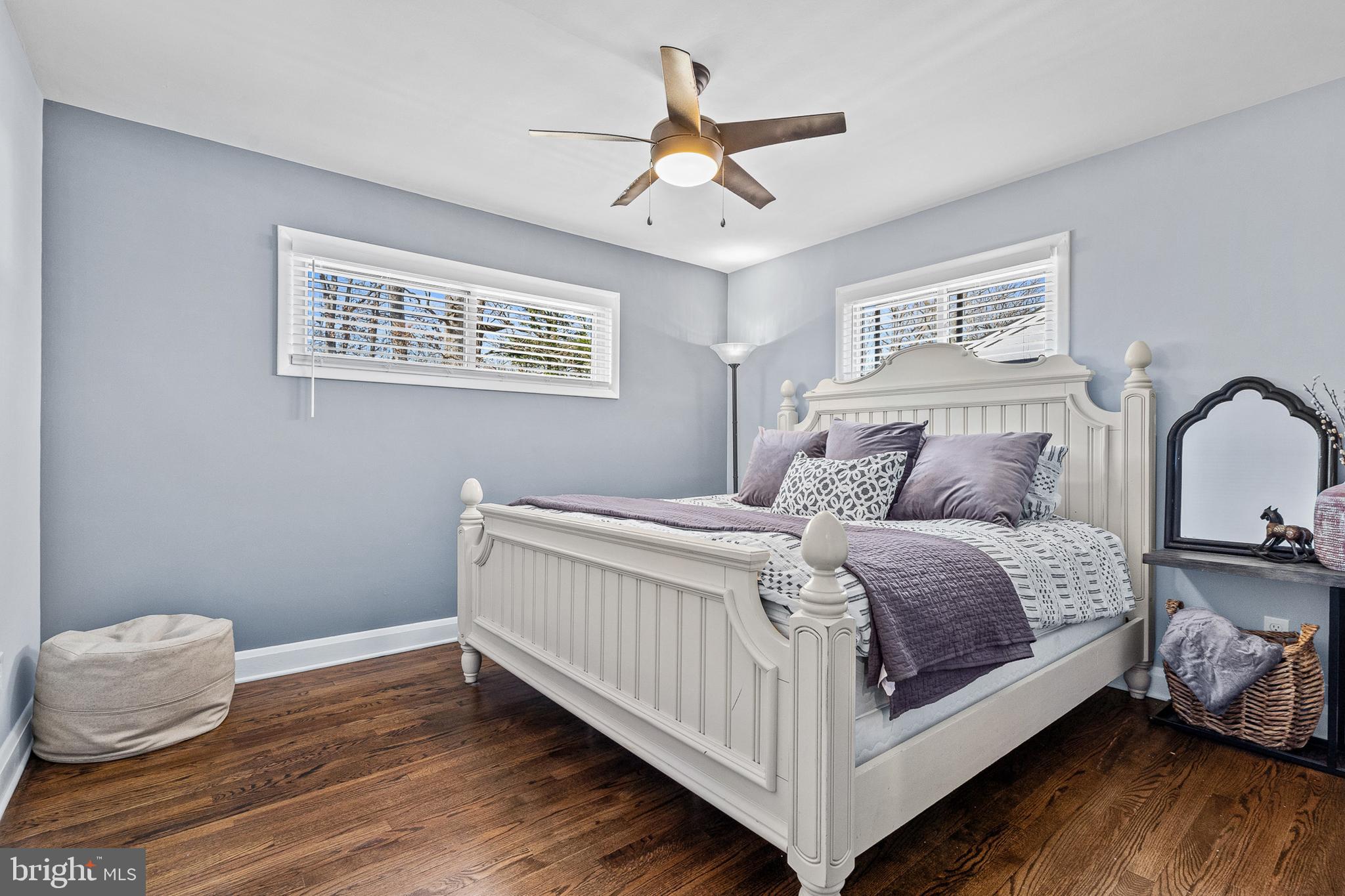 RICHLYN MANOR - Residential