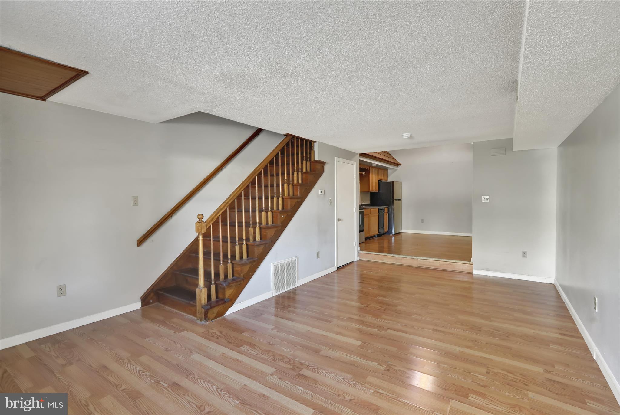 SOUTH HEIDELBERG - Residential