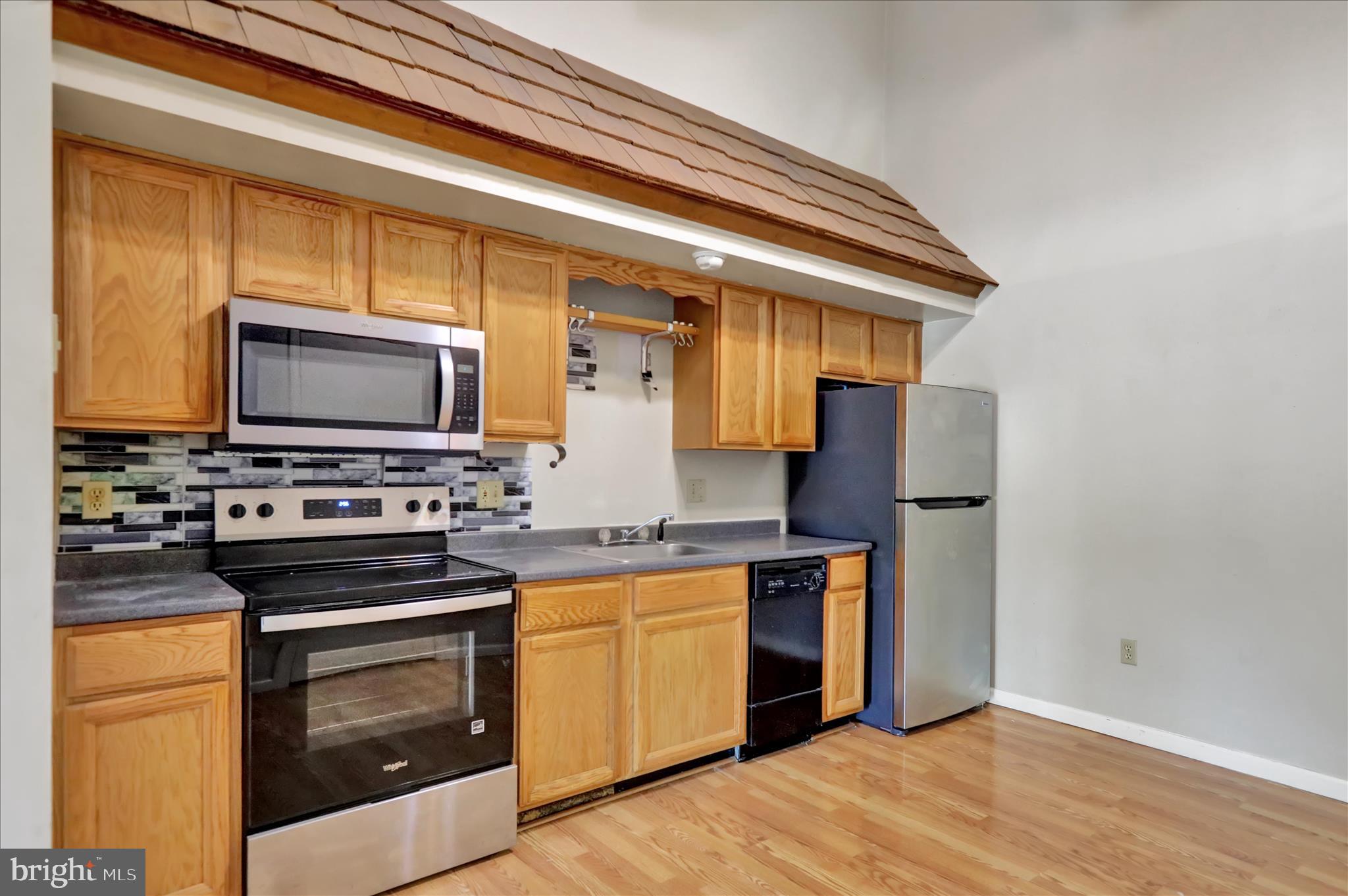 SOUTH HEIDELBERG - Residential