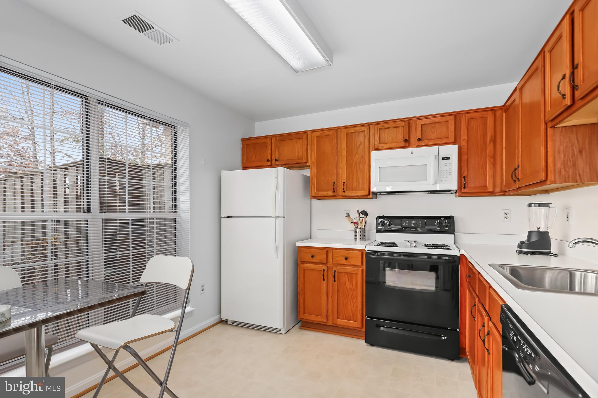 BULL RUN CONDO - Residential