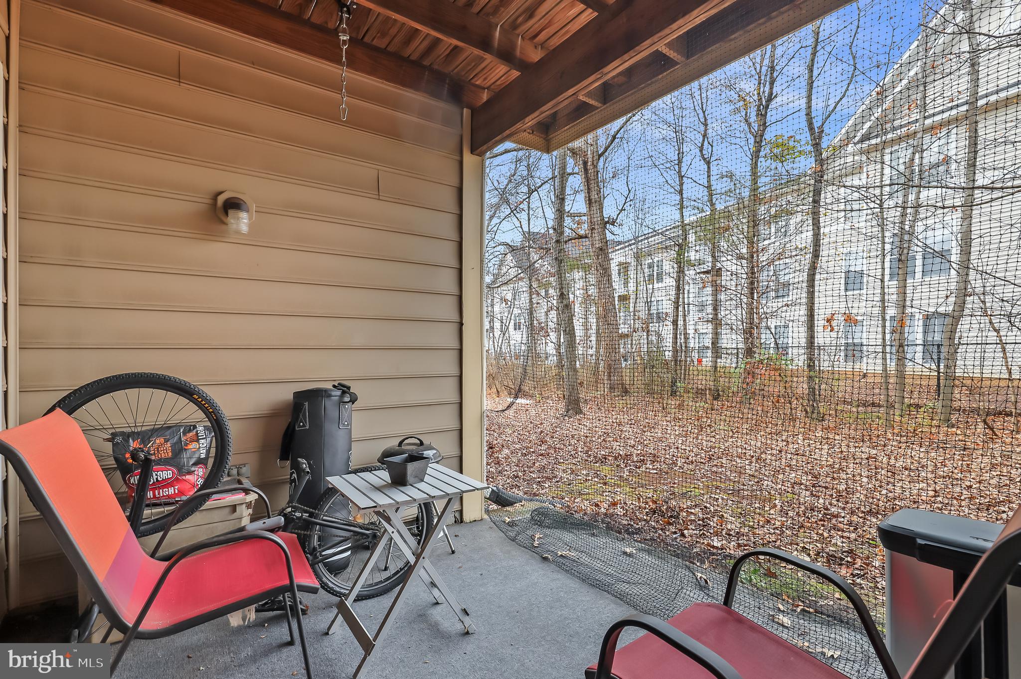 BULL RUN CONDO - Residential