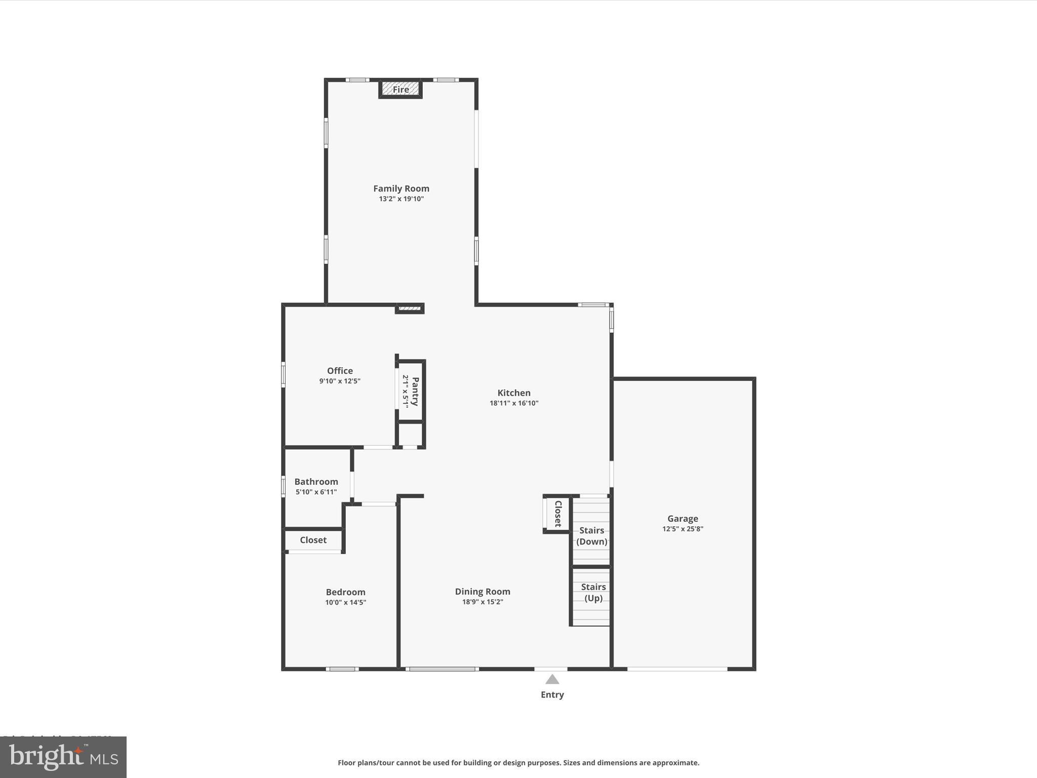 VILLAGE HOLLOW - Residential