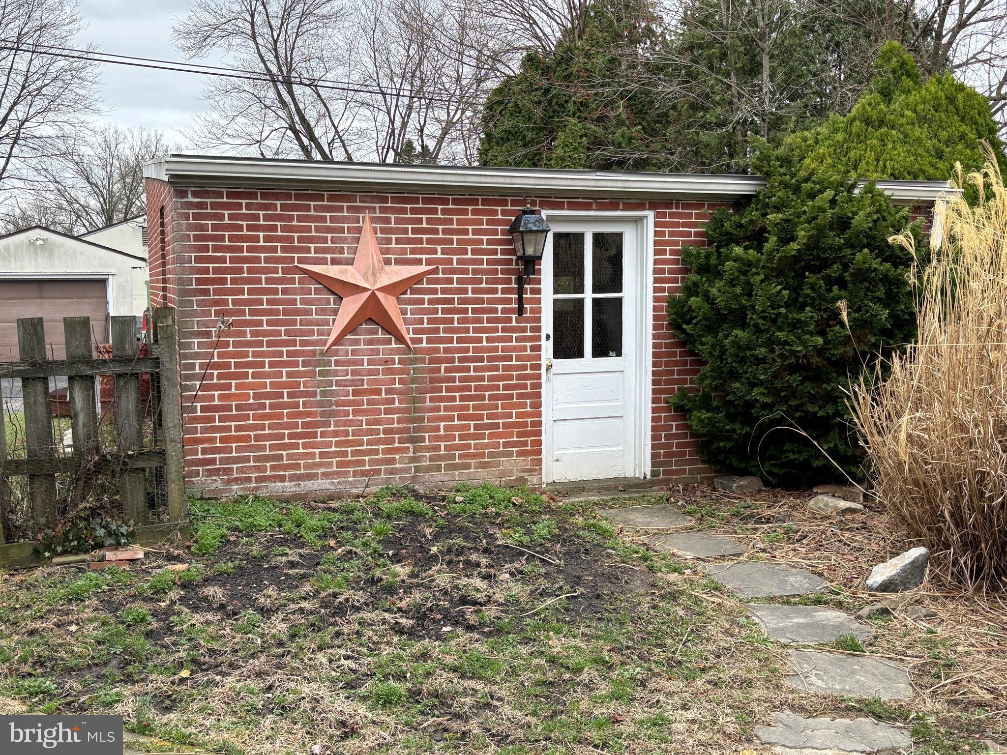 LANCASTER TWP - Residential