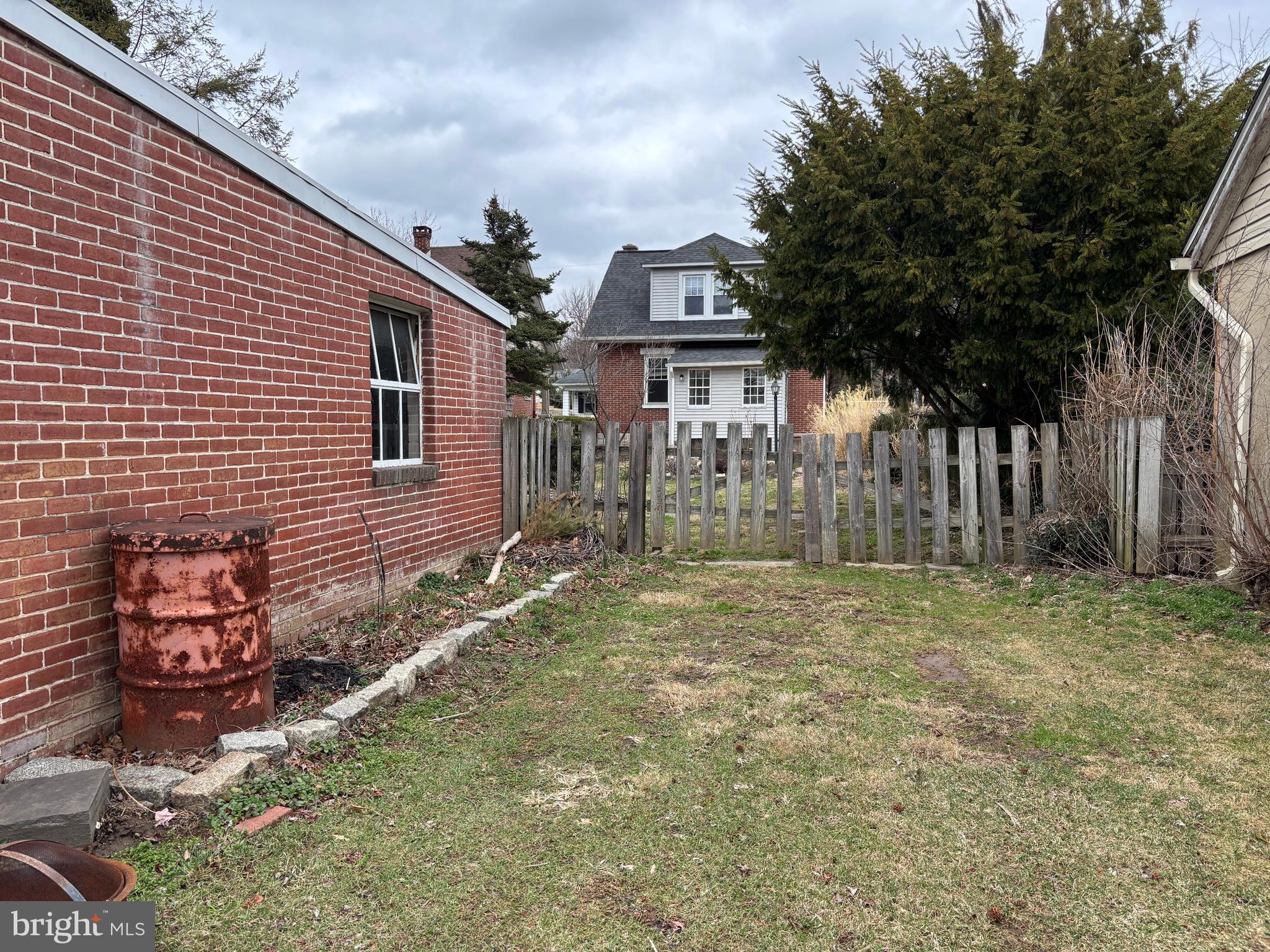 LANCASTER TWP - Residential