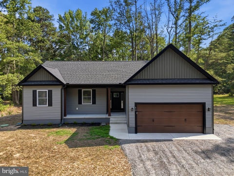 Homes For Sale - 165 Beacon Court<br/> MONTROSS, VA 22520