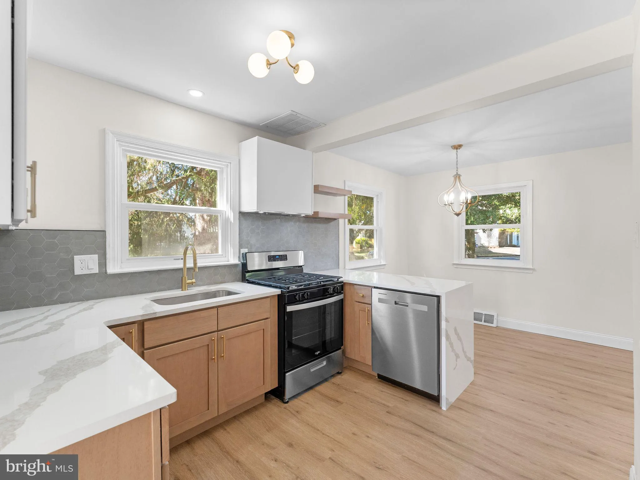 Stratford, New Jersey 08084, United States, 3 Bedrooms Bedrooms, ,1 BathroomBathrooms,Residential,Active,232794