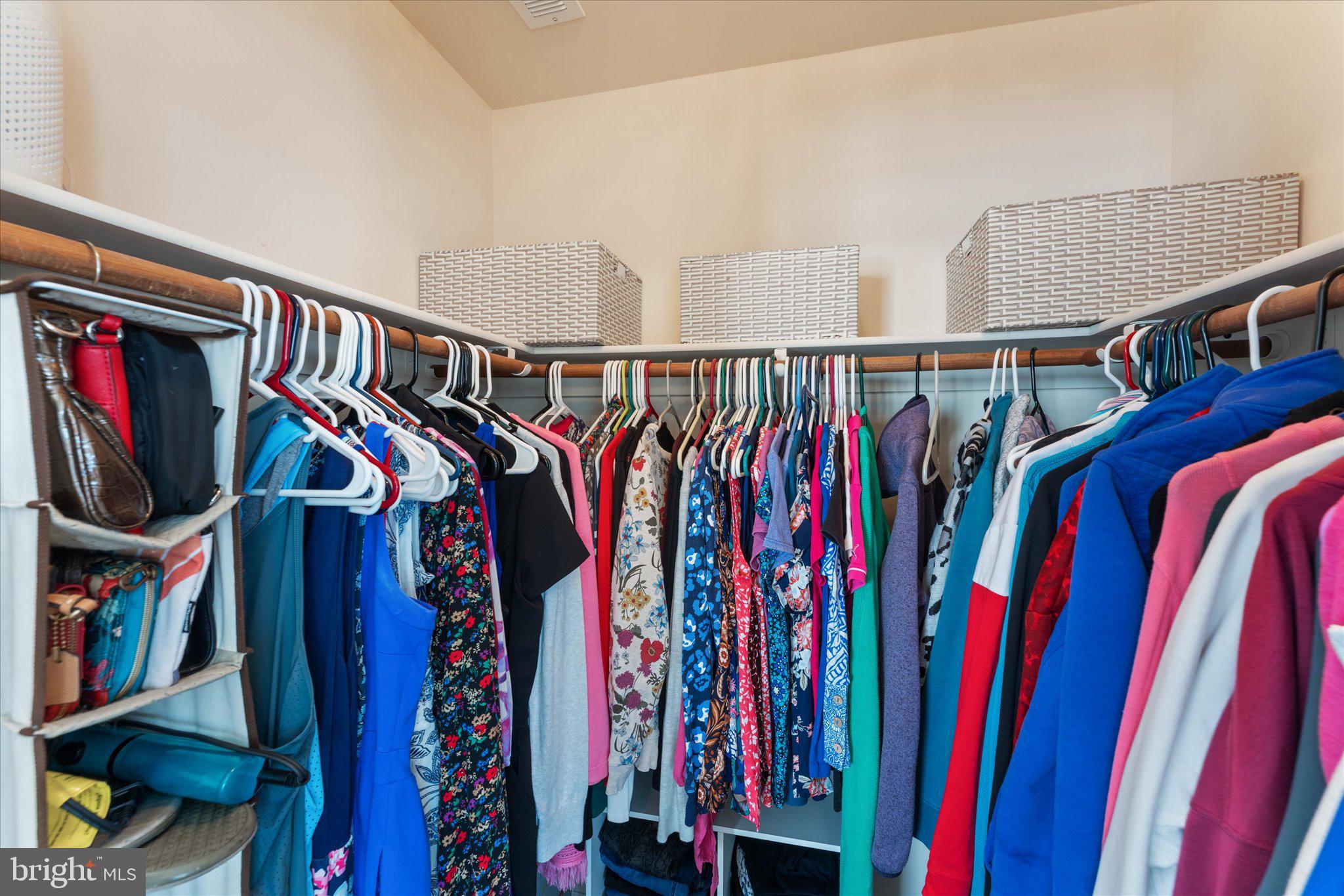 POTOMAC CROSSING - Residential