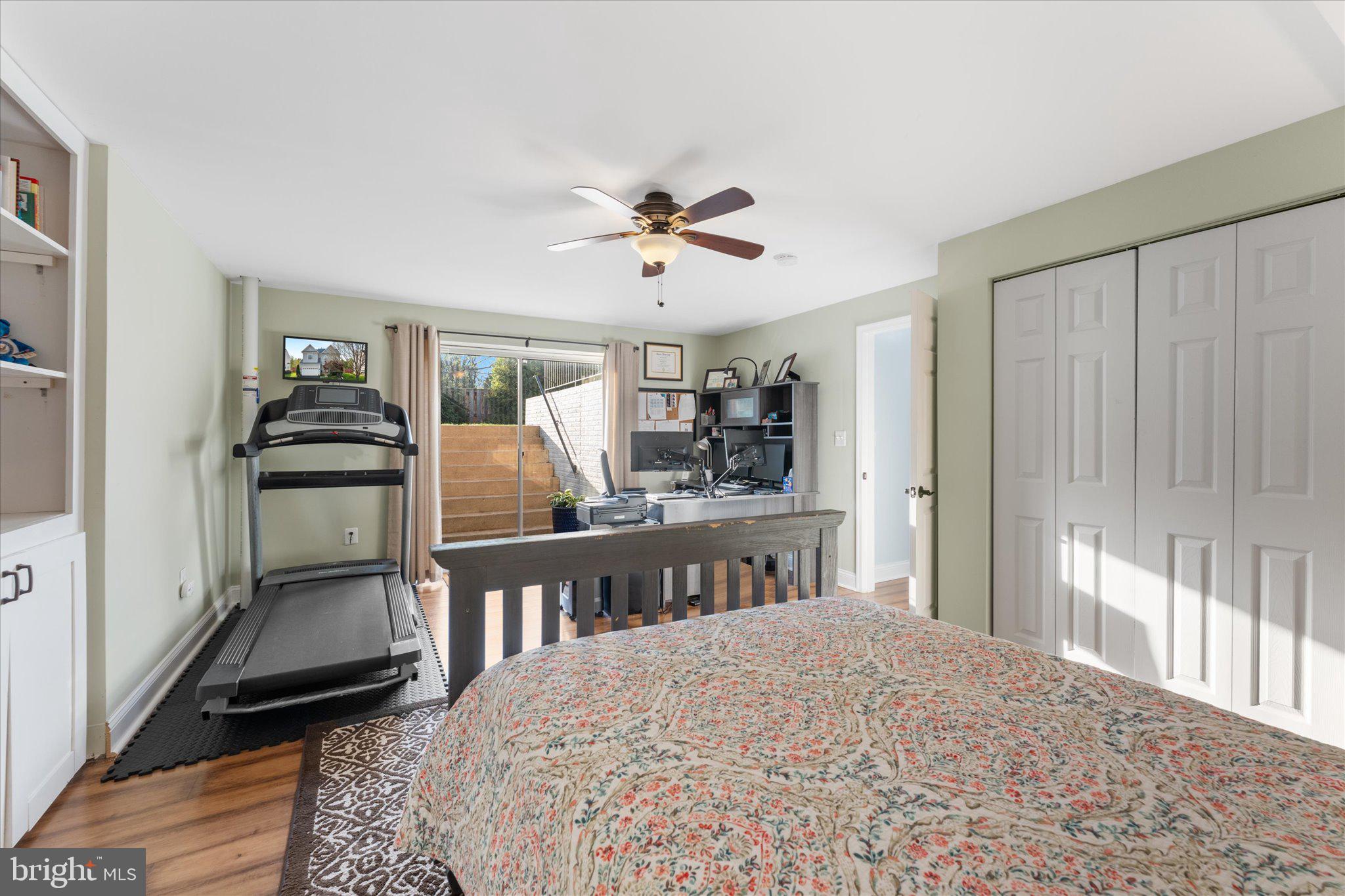 POTOMAC CROSSING - Residential