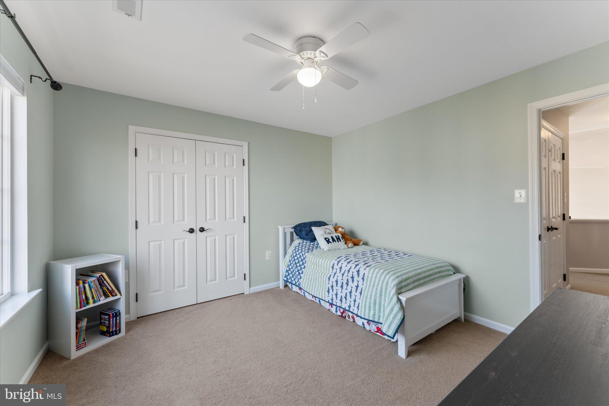 POTOMAC CROSSING - Residential