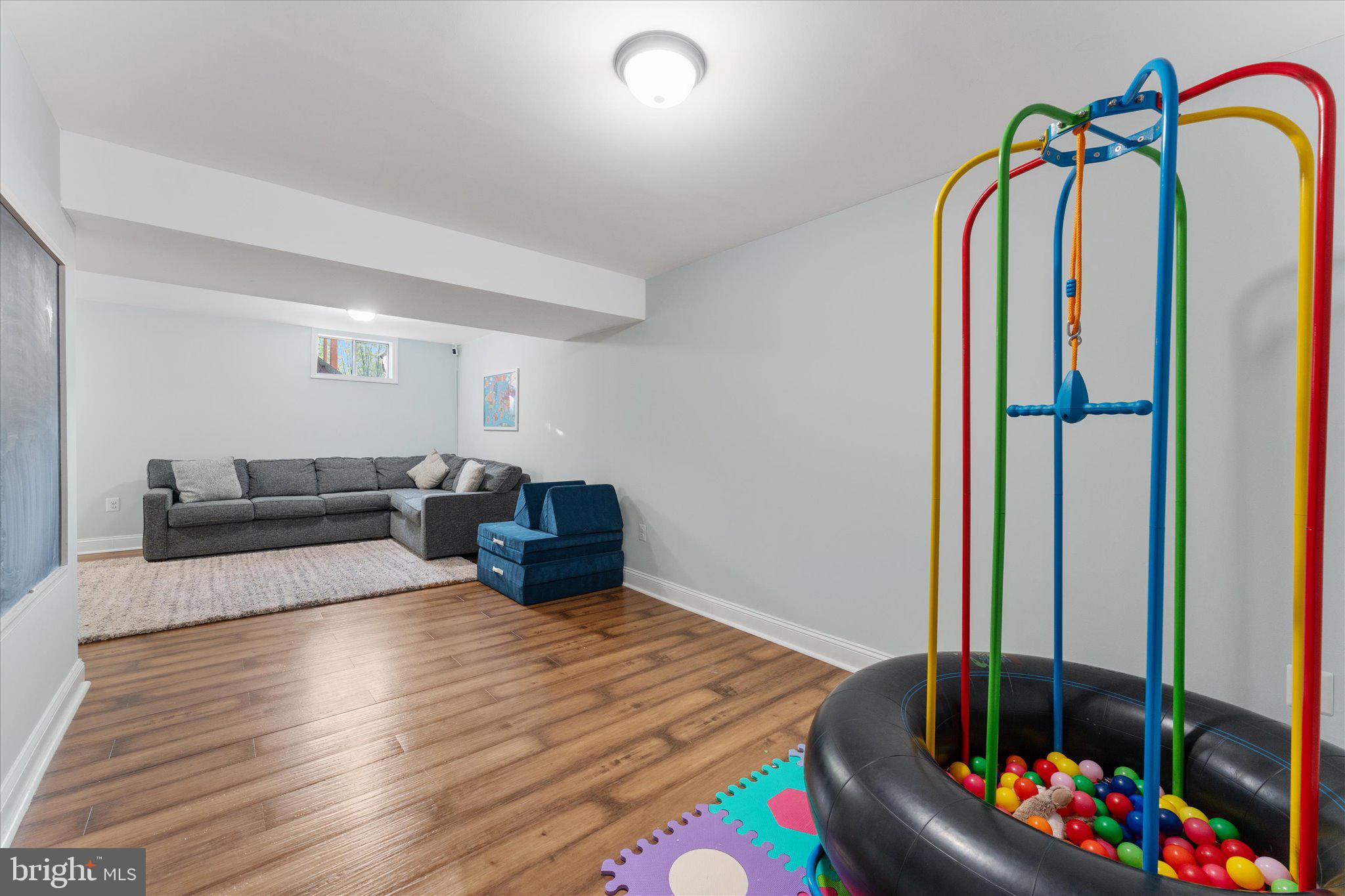 POTOMAC CROSSING - Residential