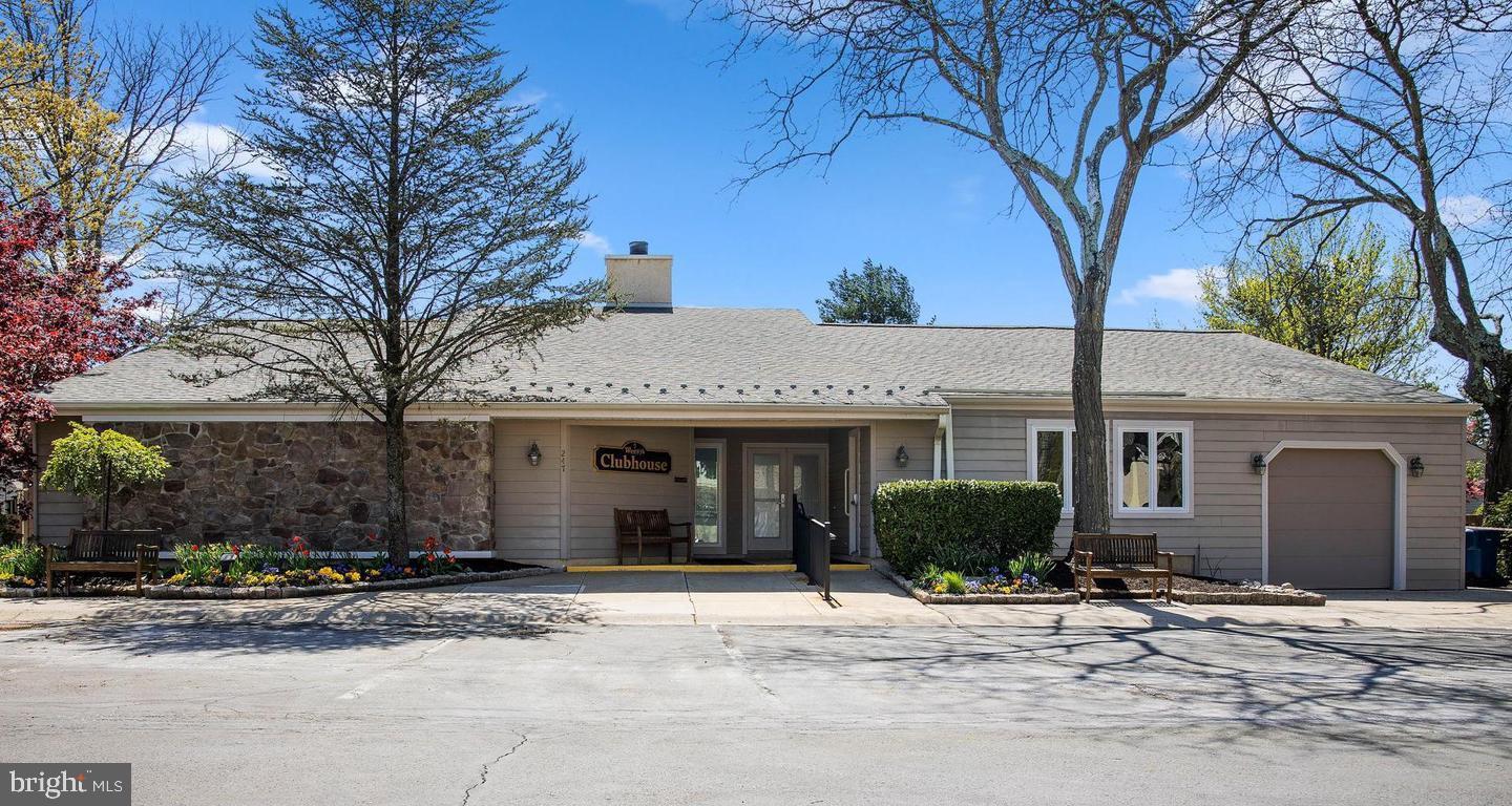 WESTWYK - Residential Lease