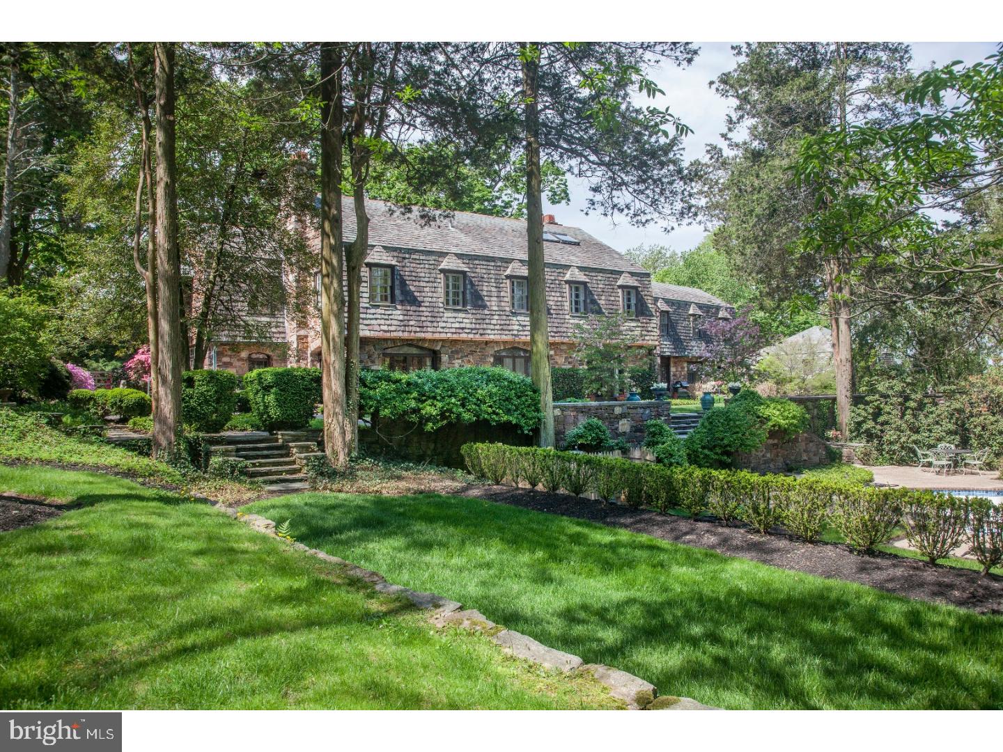 CHESTNUT HILL - Residential