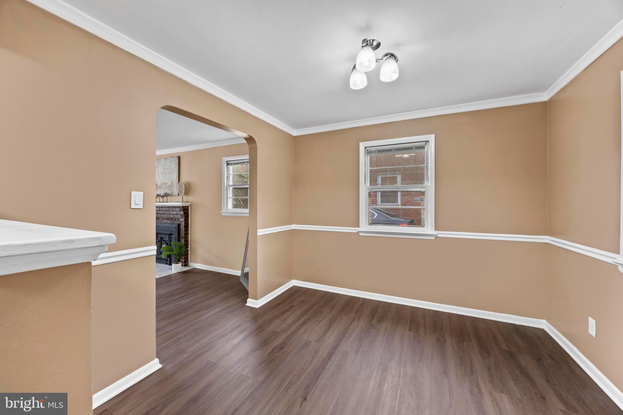 FOREST MANOR - Residential