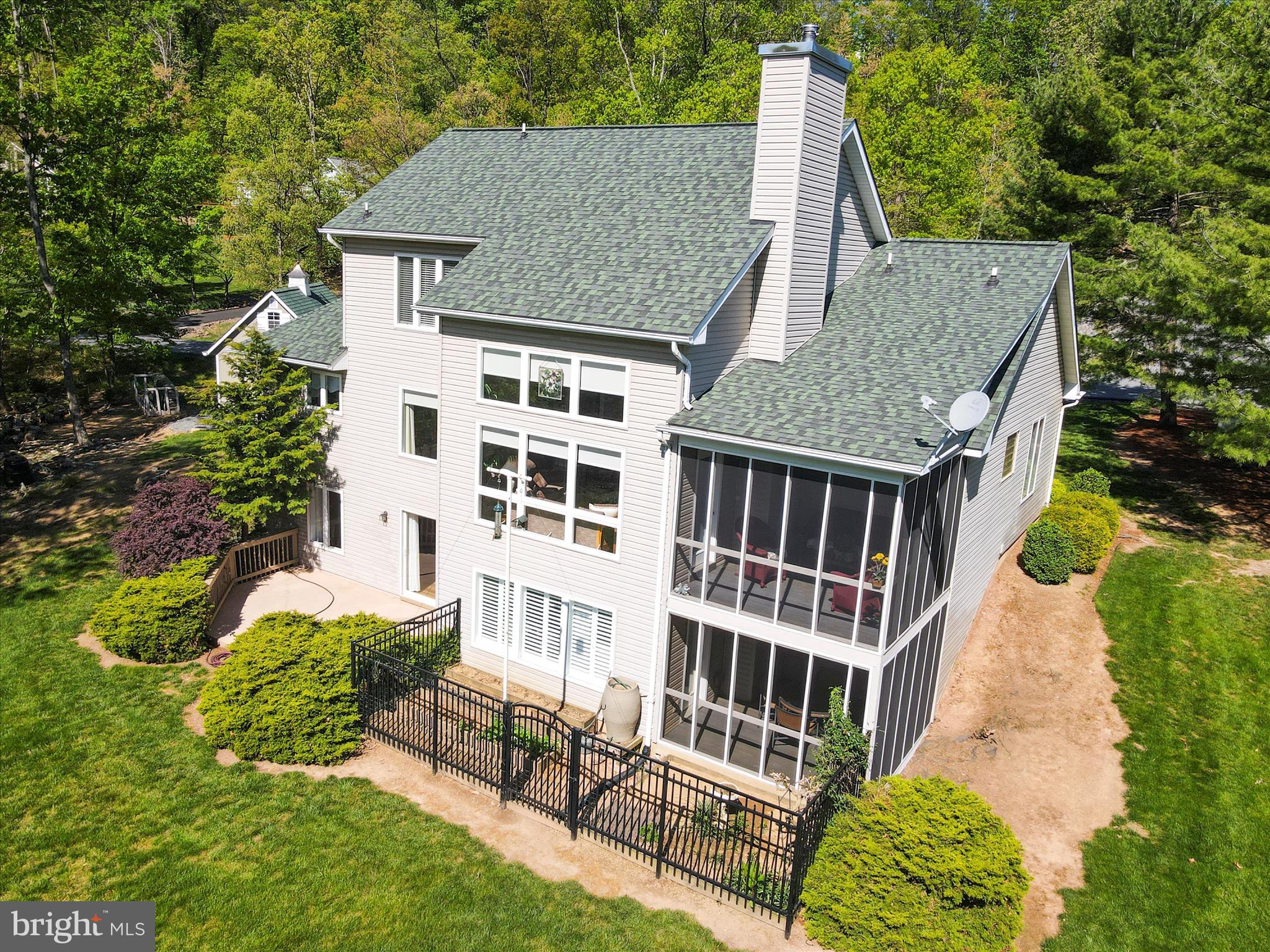 THE WOODS - Residential