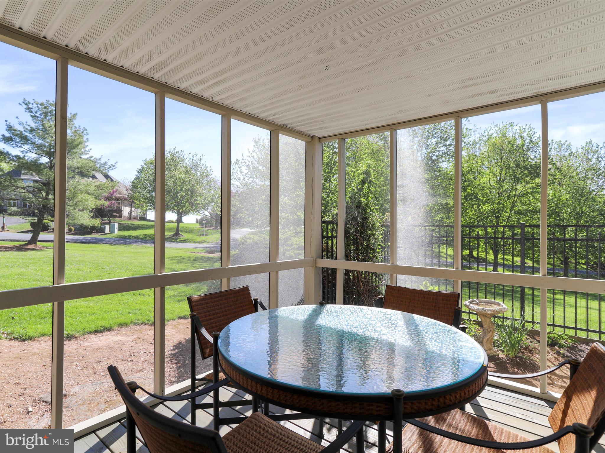 THE WOODS - Residential