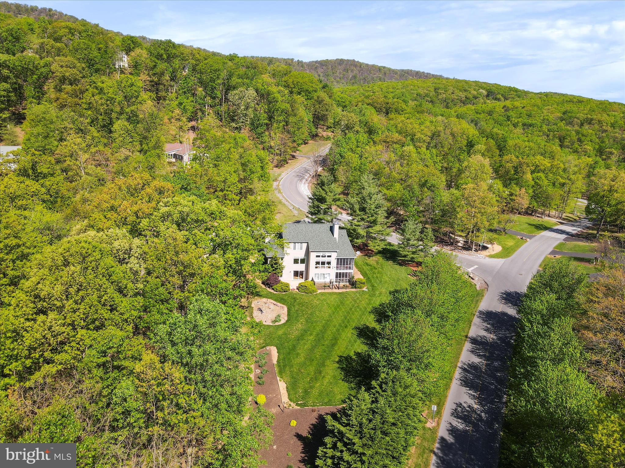 THE WOODS - Residential