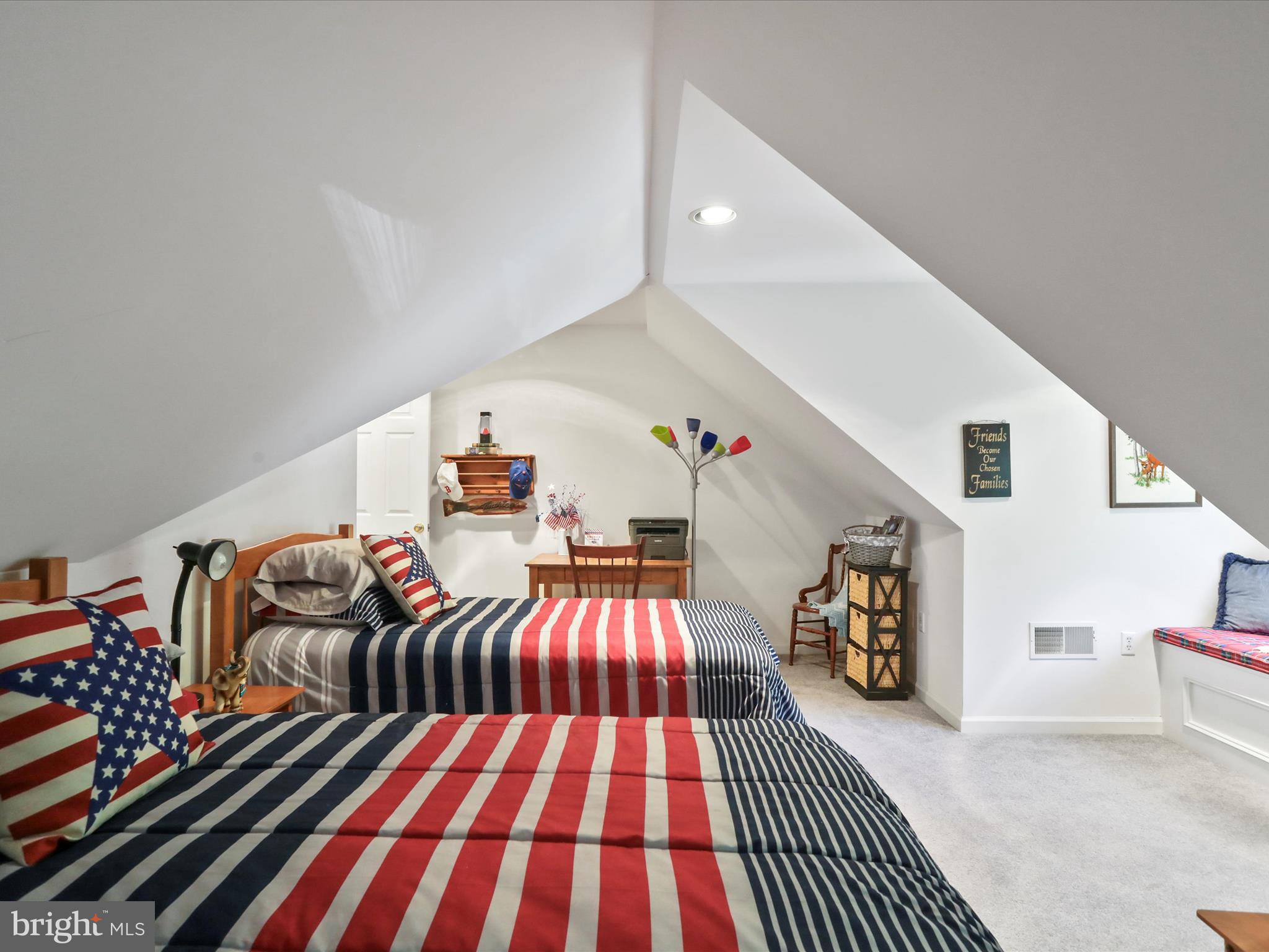 THE WOODS - Residential