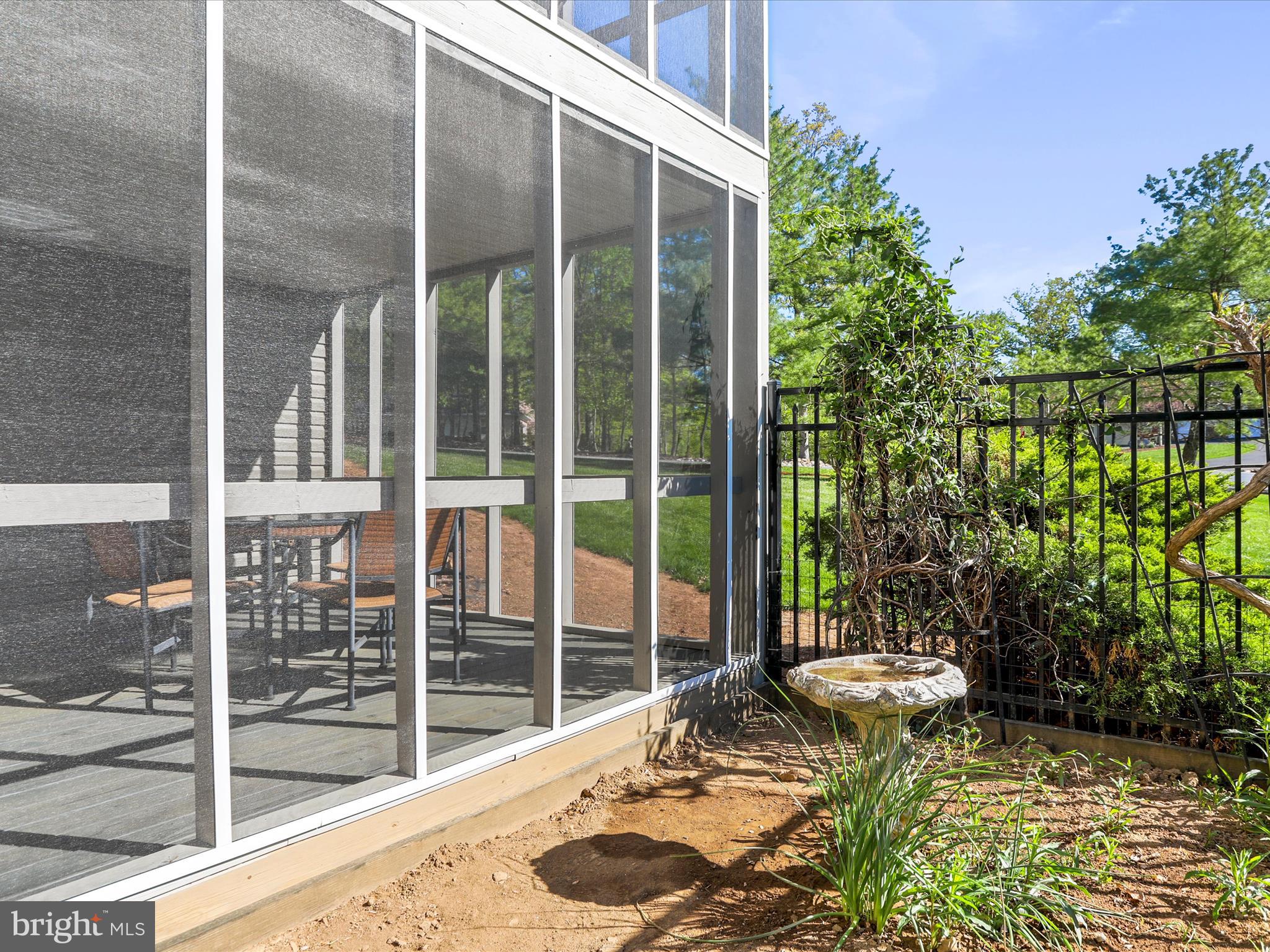 THE WOODS - Residential