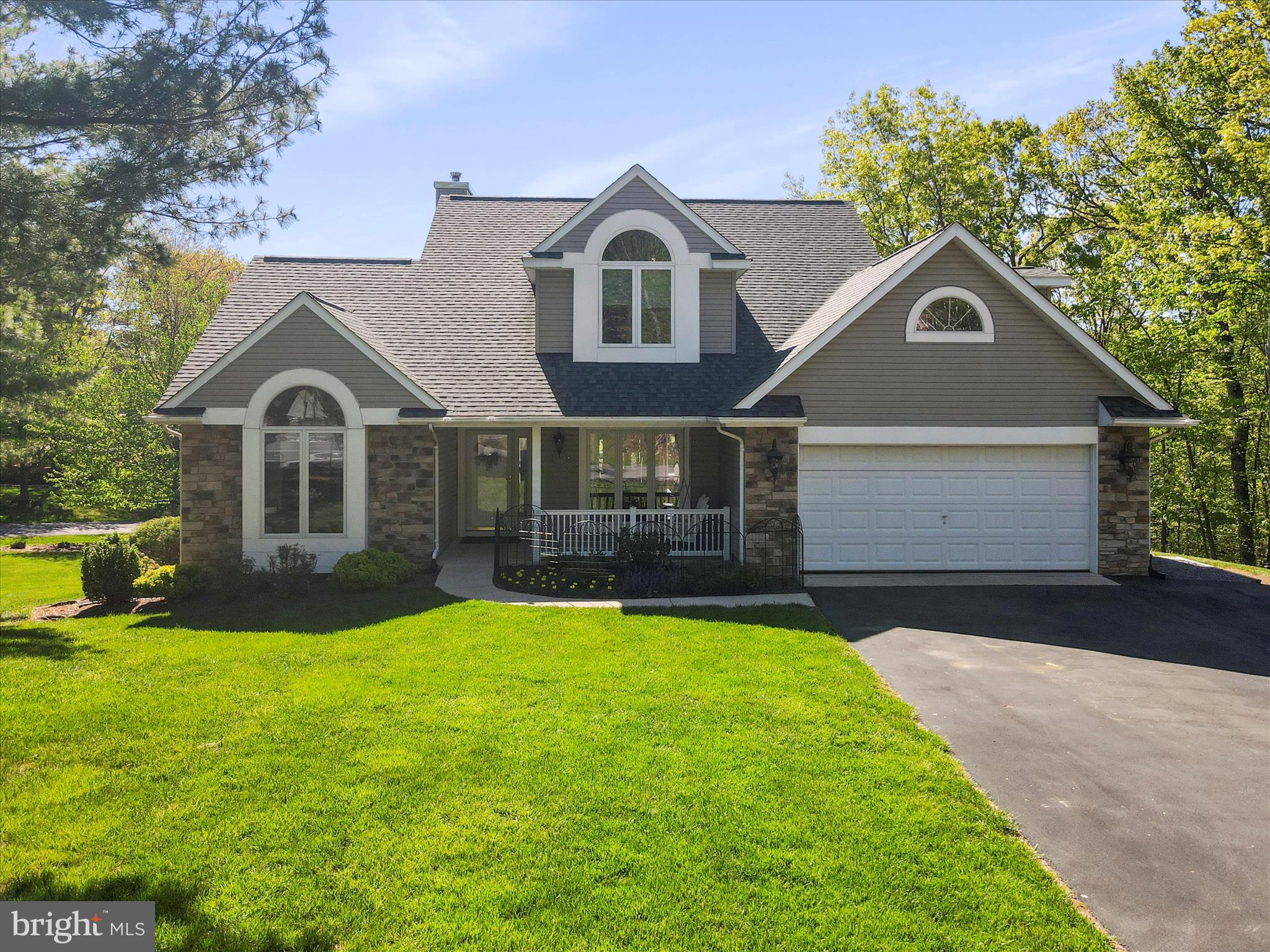 THE WOODS - Residential