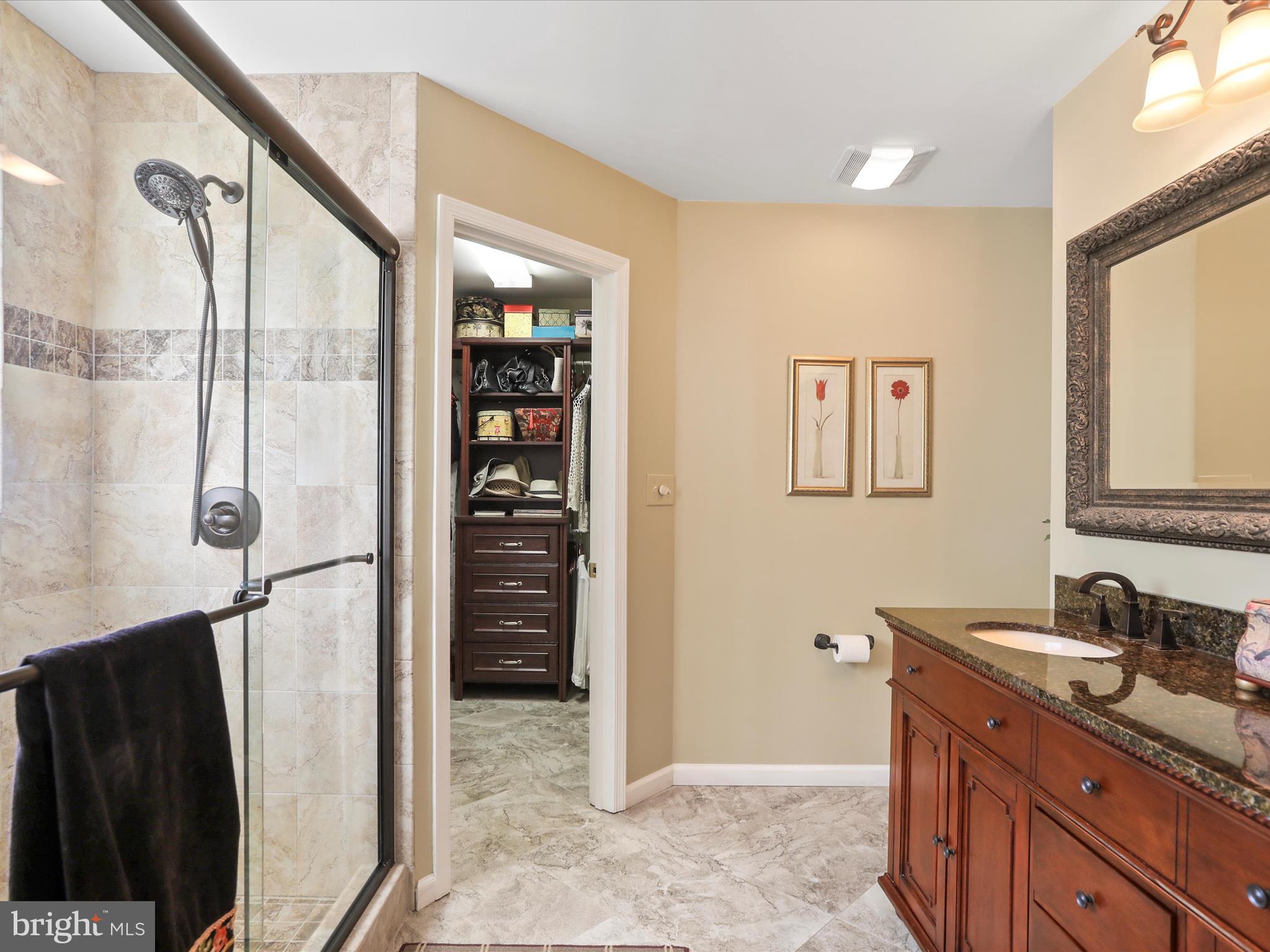 THE WOODS - Residential