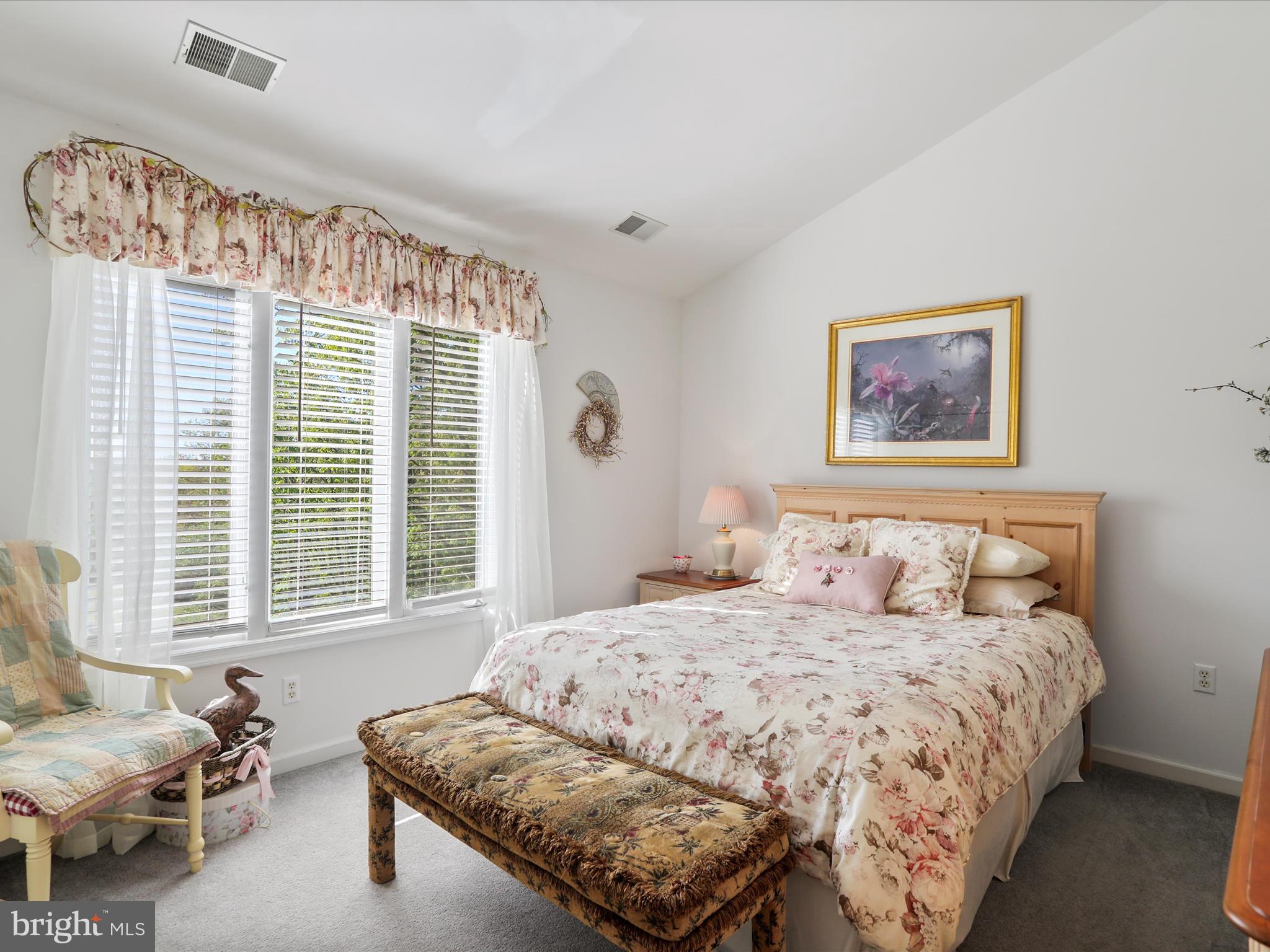 THE WOODS - Residential