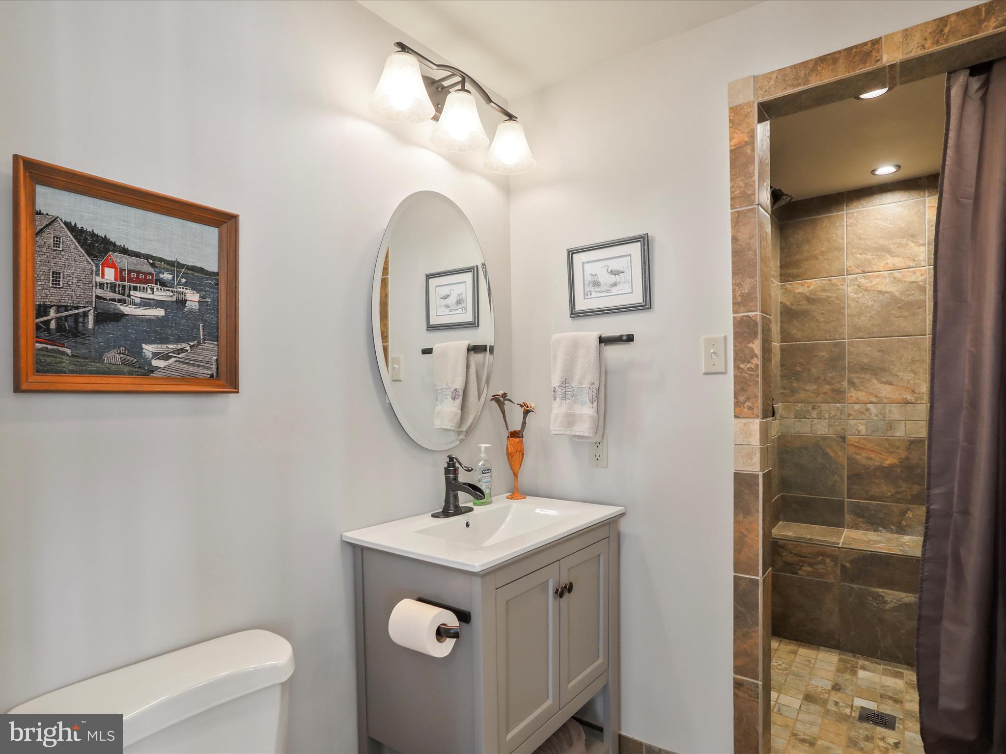 THE WOODS - Residential