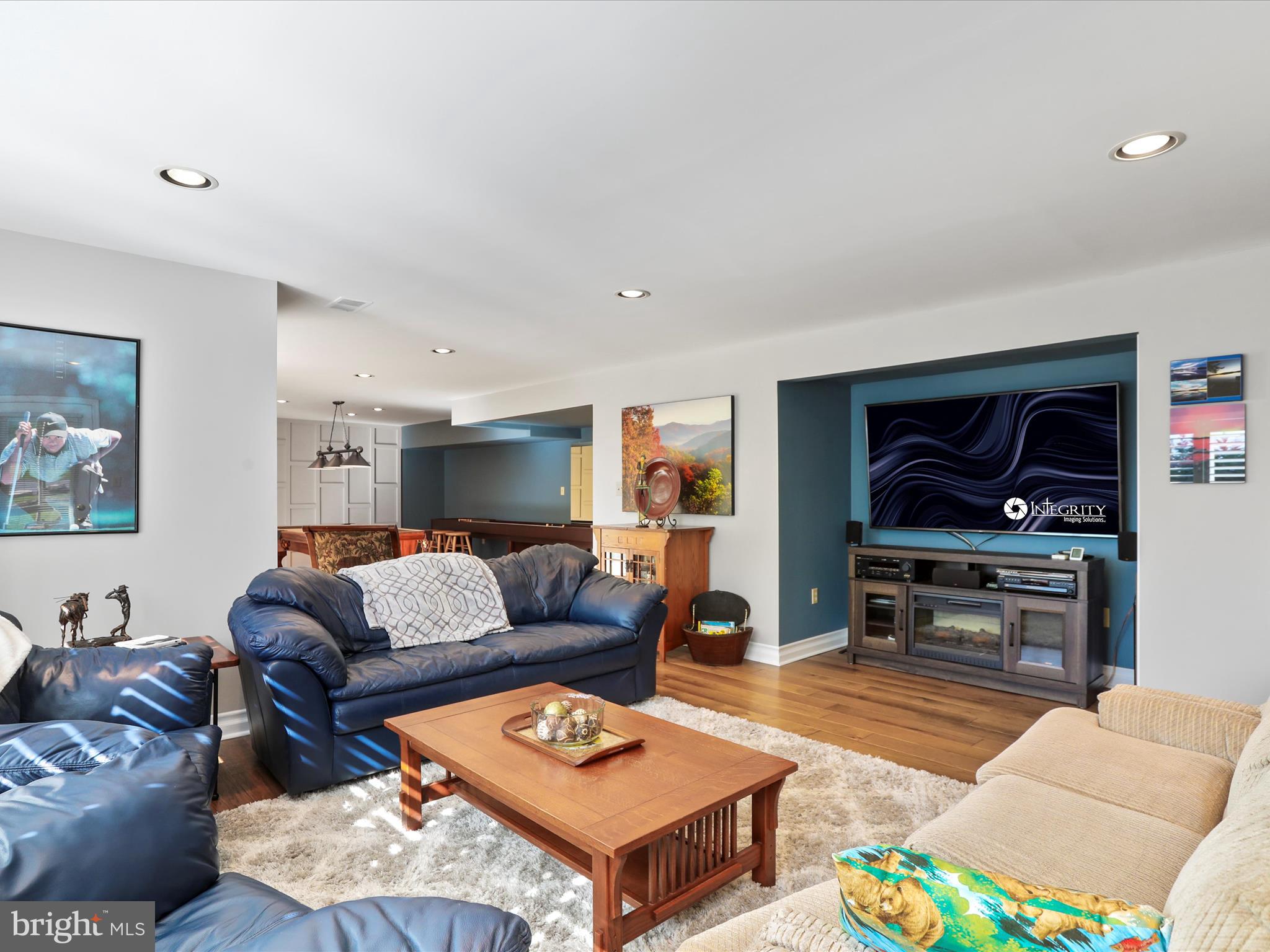 THE WOODS - Residential