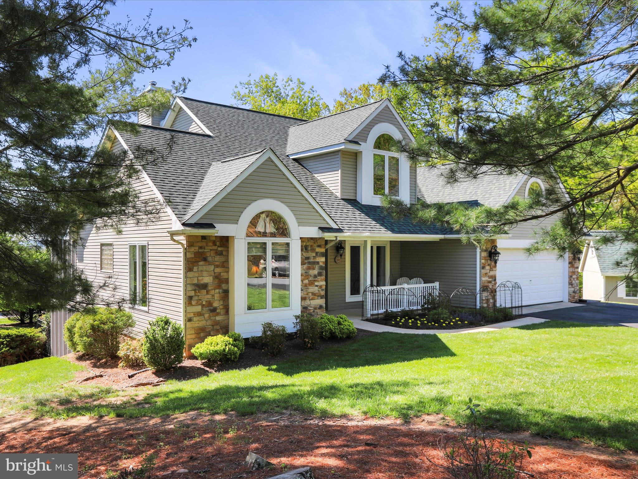 THE WOODS - Residential