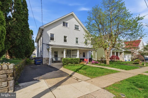 Townhouse For Sale - 2508 Chestnut Avenue<br/> ARDMORE, PA 19003