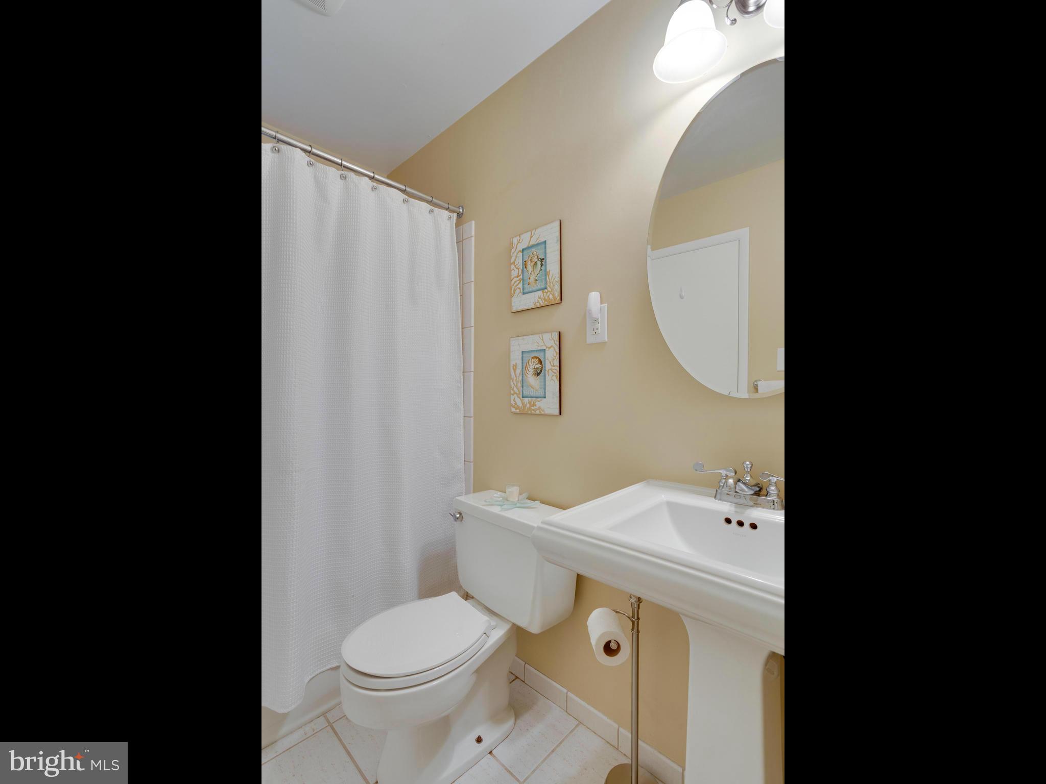 KEENE MILL MANOR - Residential