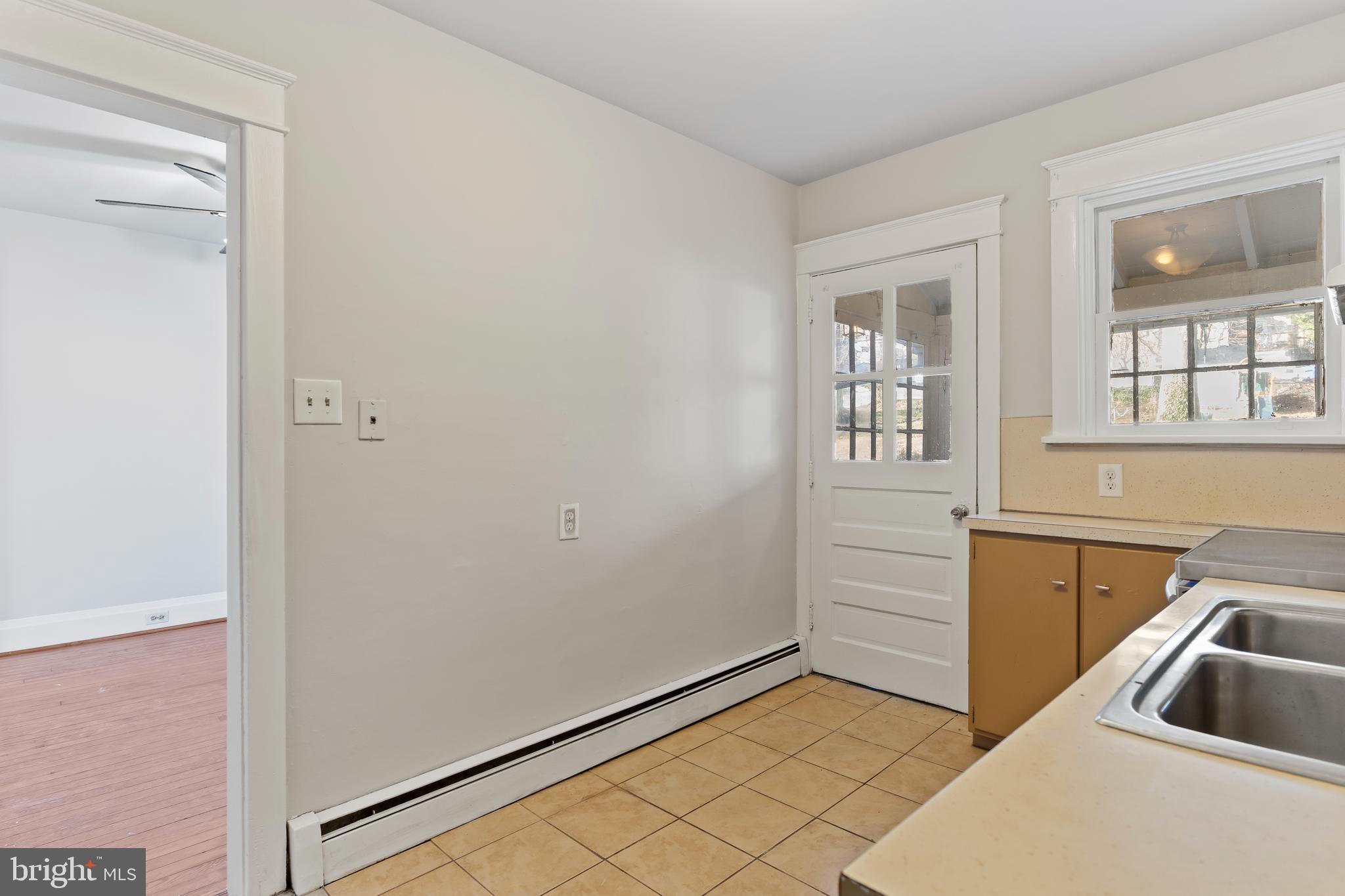 CAMP HILL - Residential