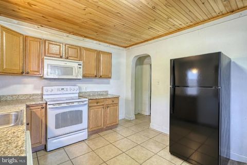 Tiny photo for 619 Dallas Street, YORK, PA 17403 (MLS # PAYK2095962)