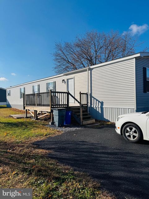 Homes For Sale - 720 Mountain Road<br/> PINE GROVE, PA 17963