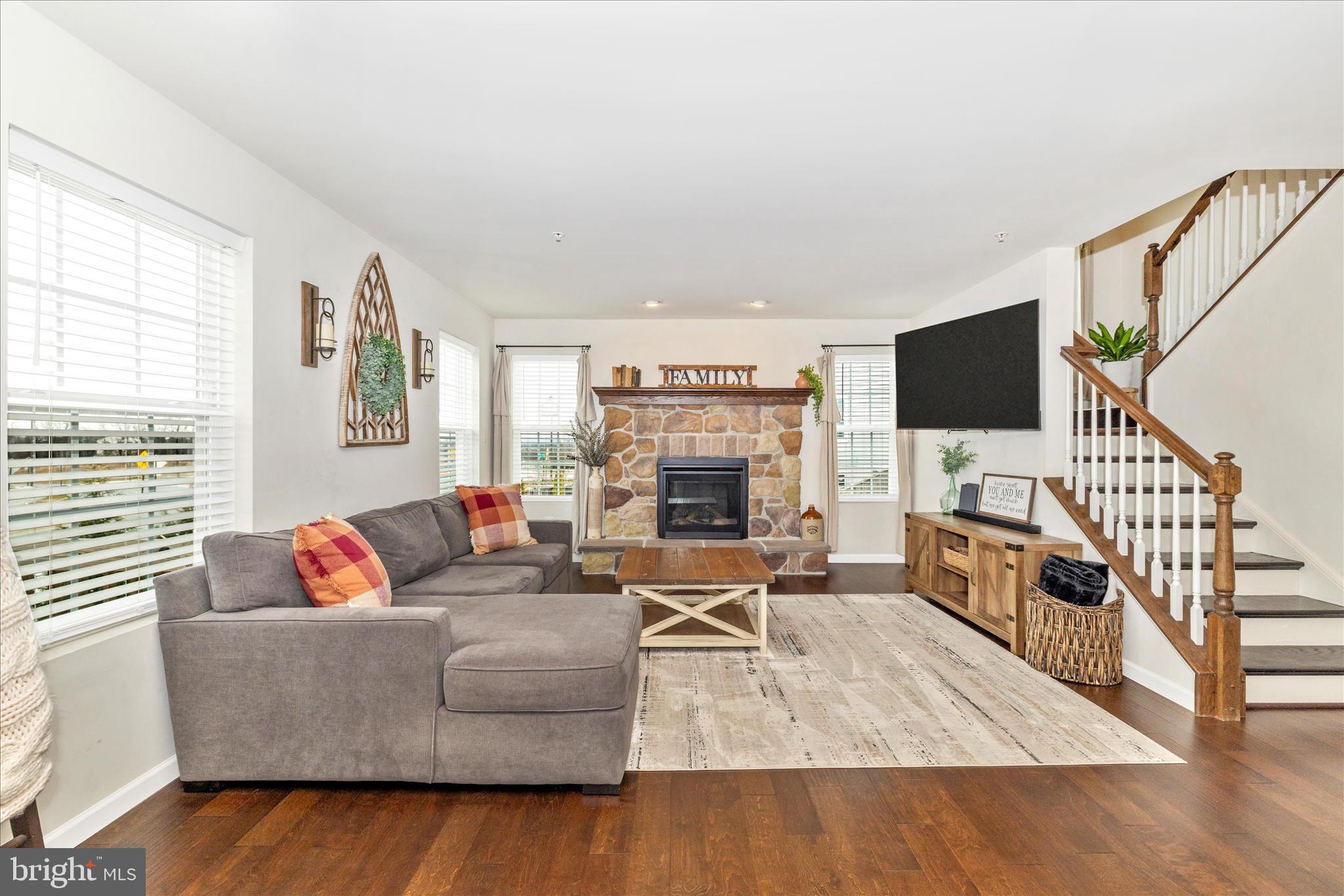 CLOVER HILL III - Residential