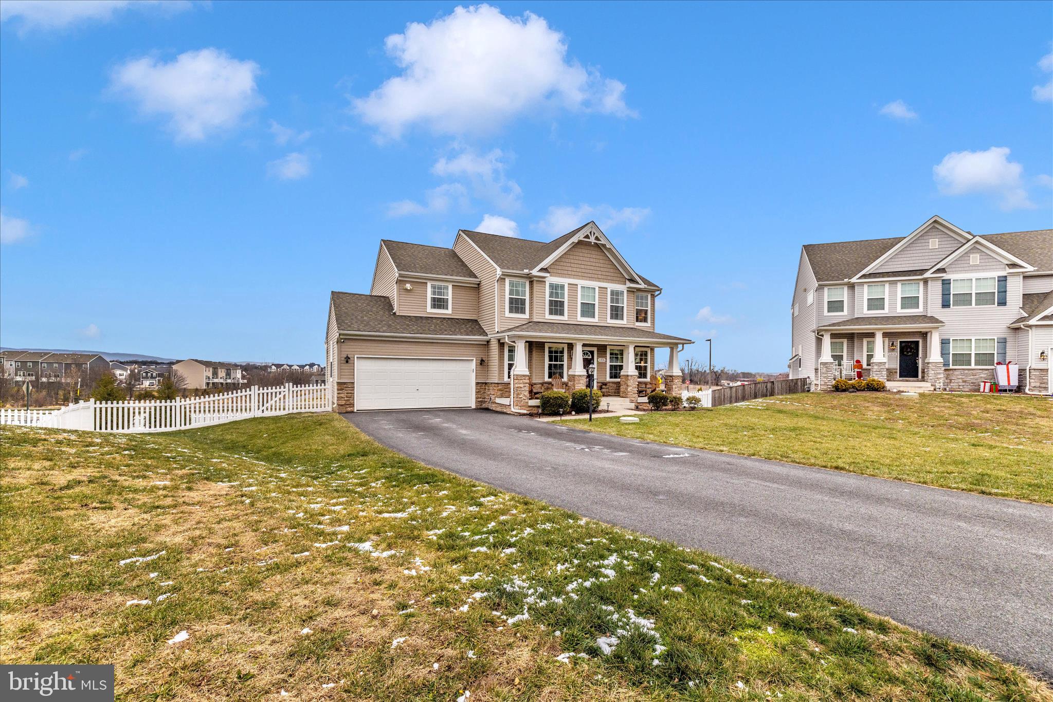 CLOVER HILL III - Residential