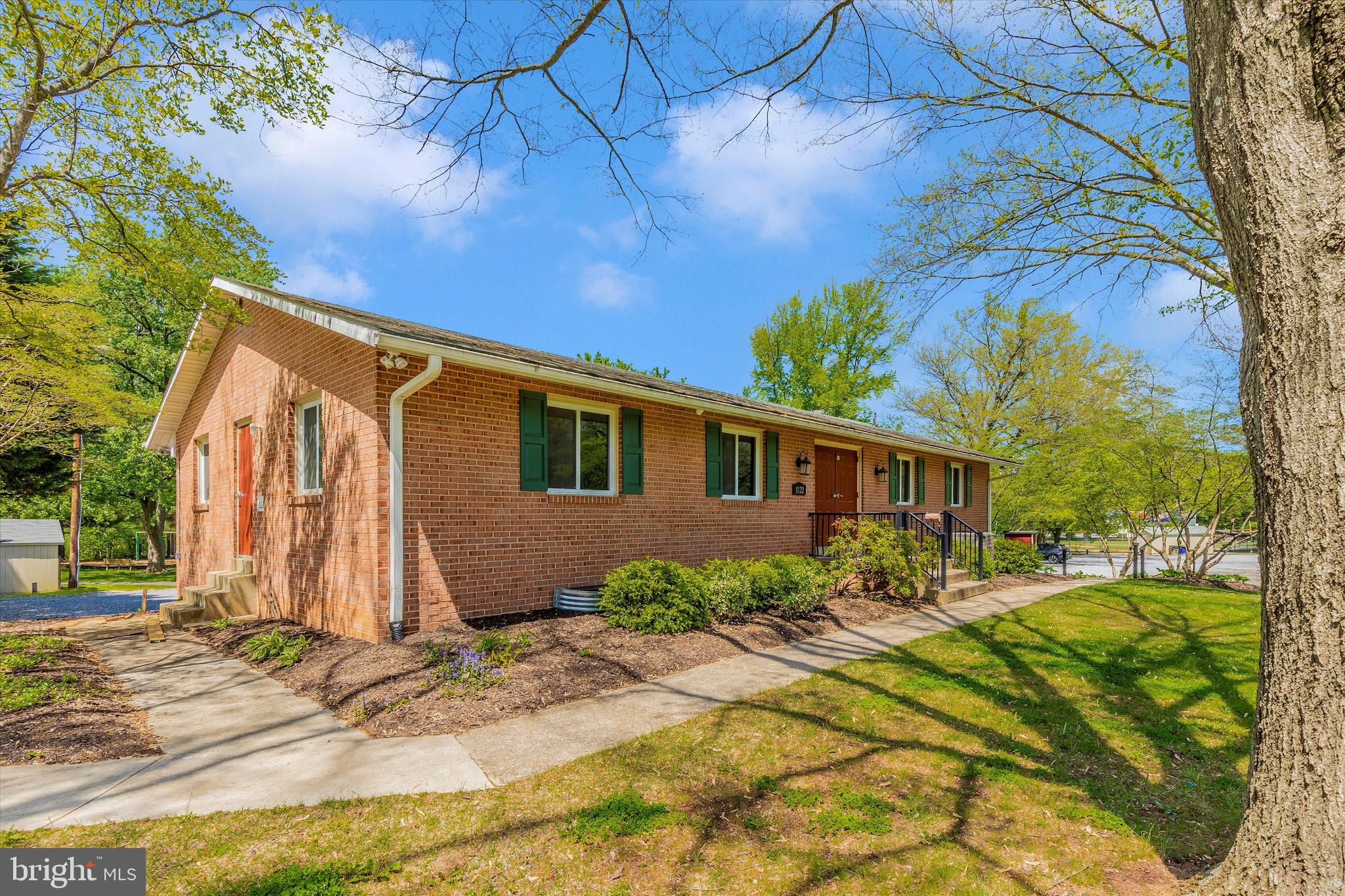 CLOVER HILL III - Residential