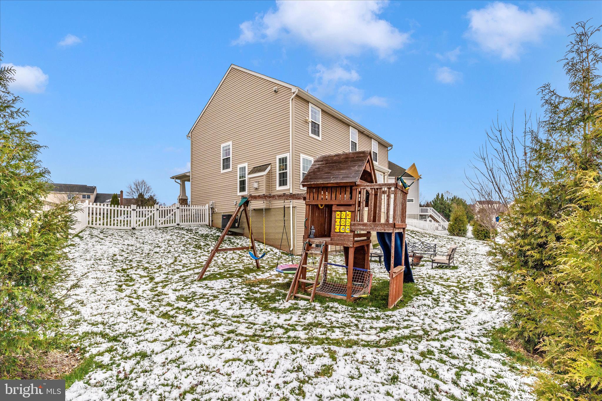 CLOVER HILL III - Residential