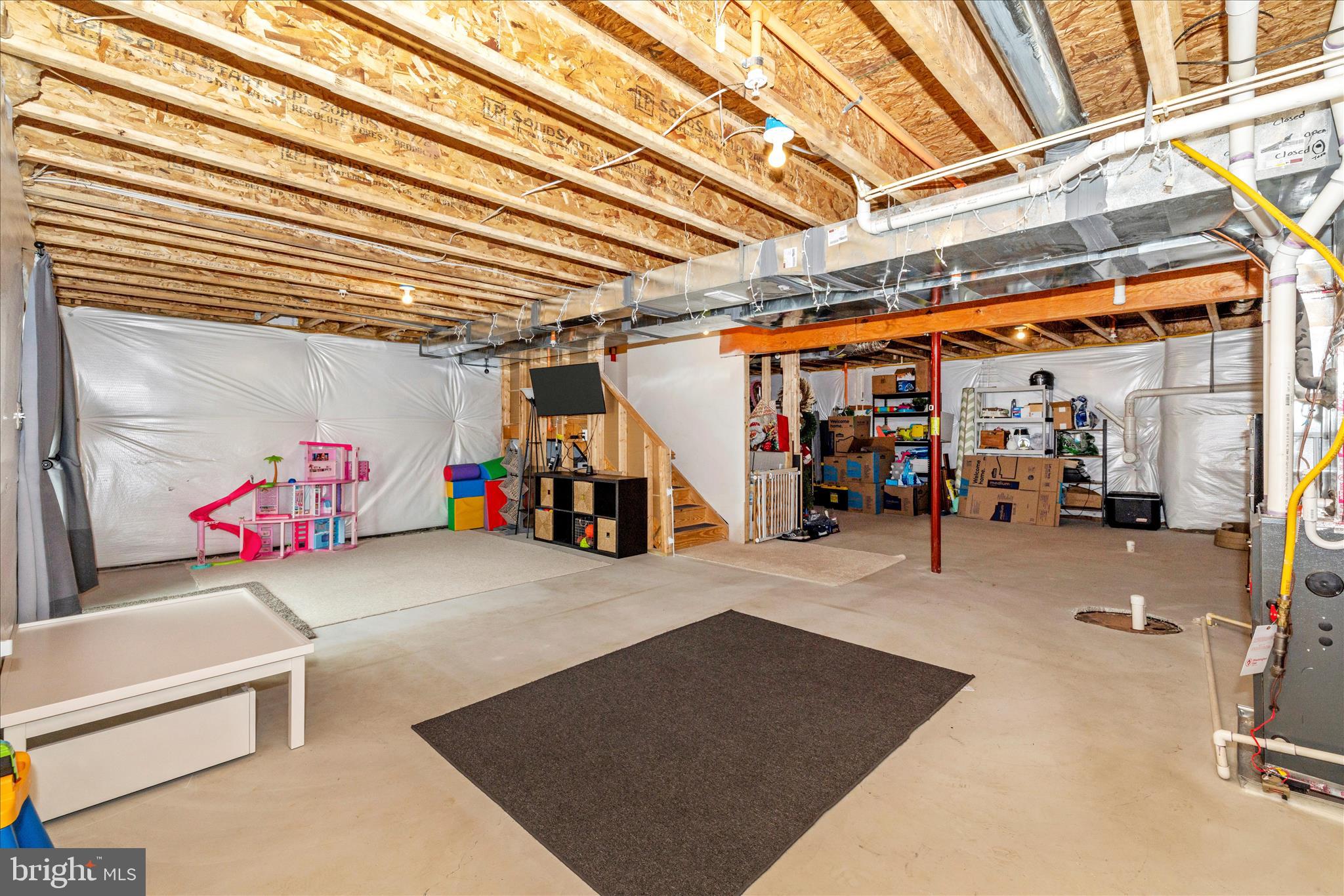 CLOVER HILL III - Residential