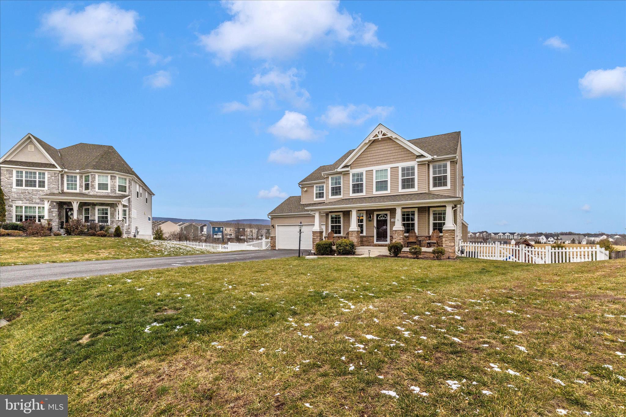 CLOVER HILL III - Residential