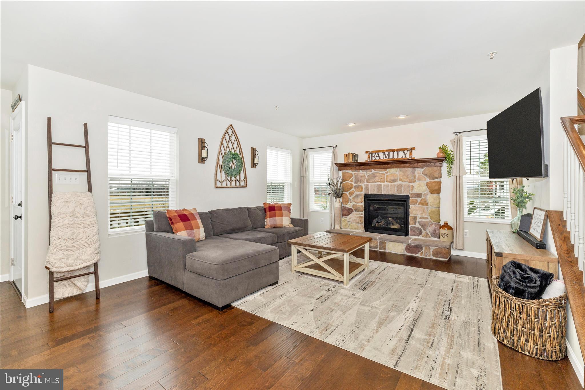 CLOVER HILL III - Residential