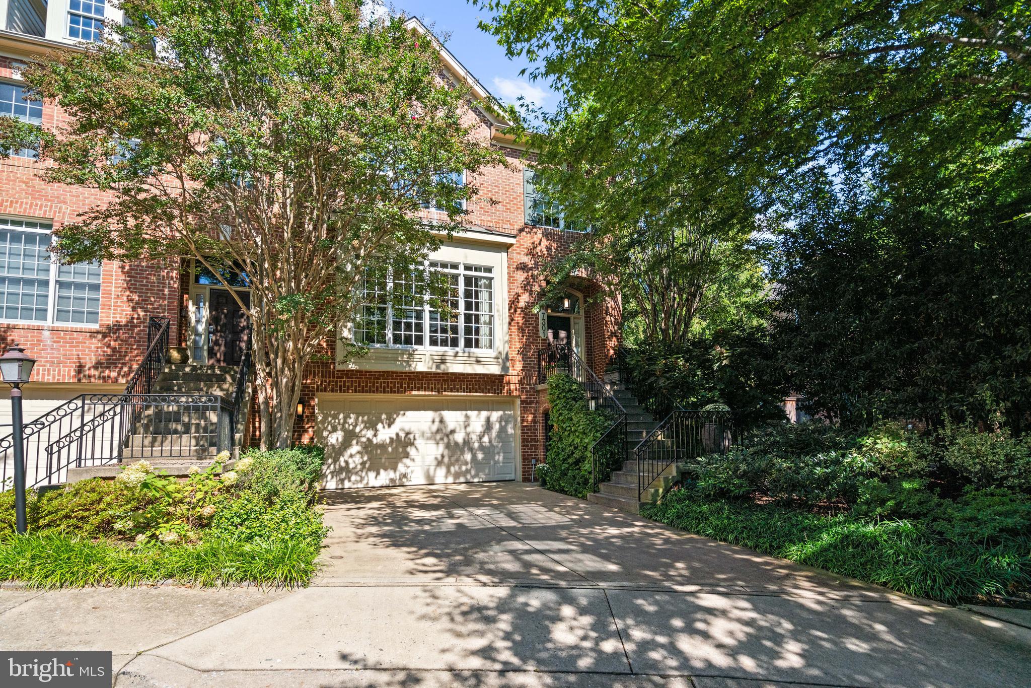 LOCUST RIDGE - Residential