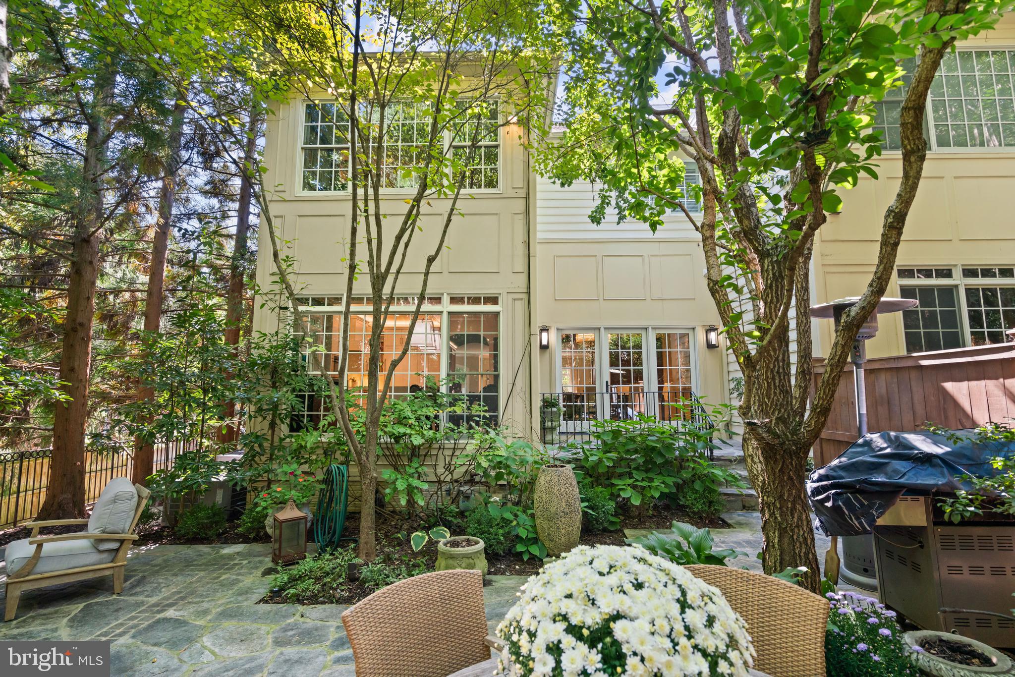 LOCUST RIDGE - Residential