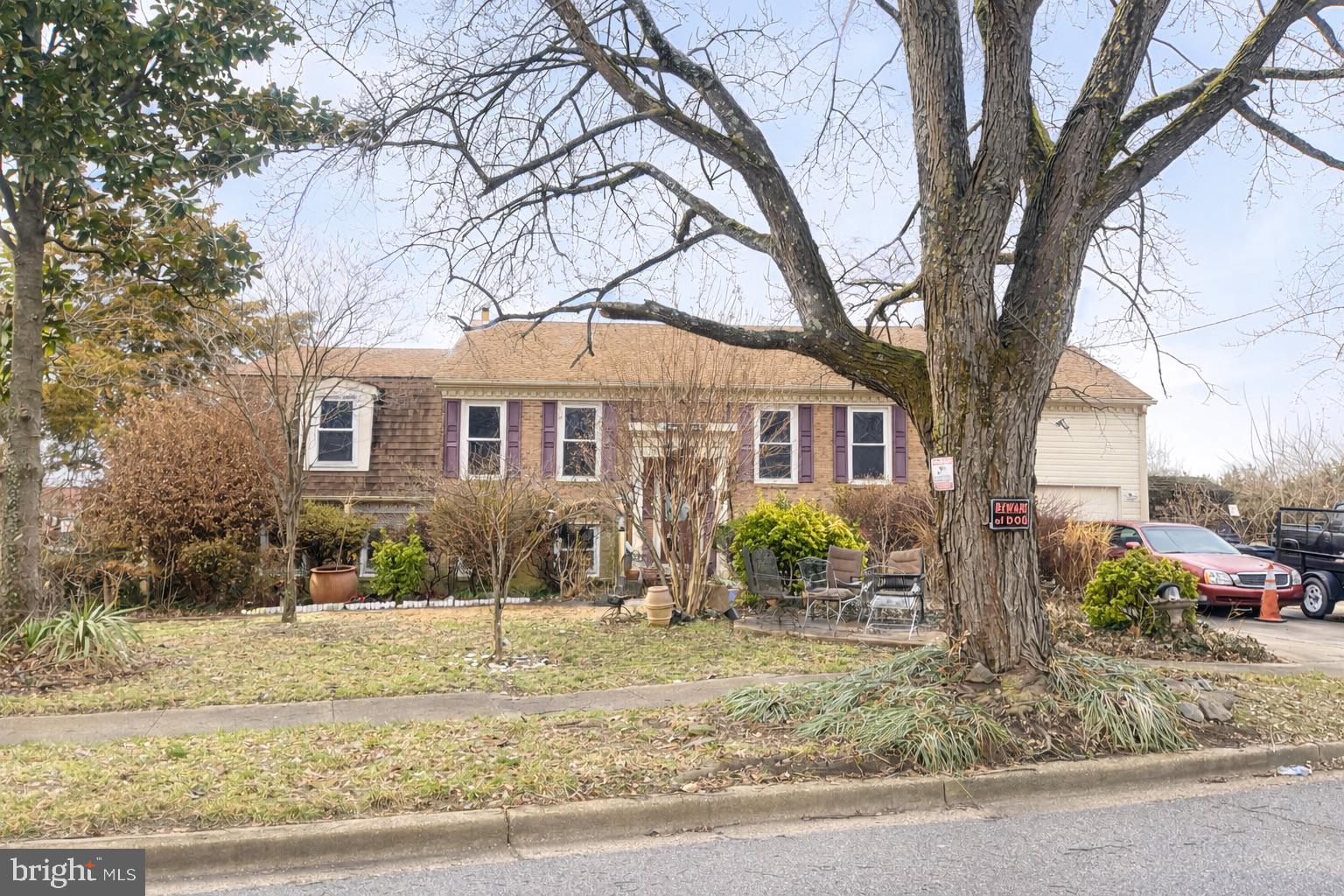 WESTCHESTER MANOR - Residential