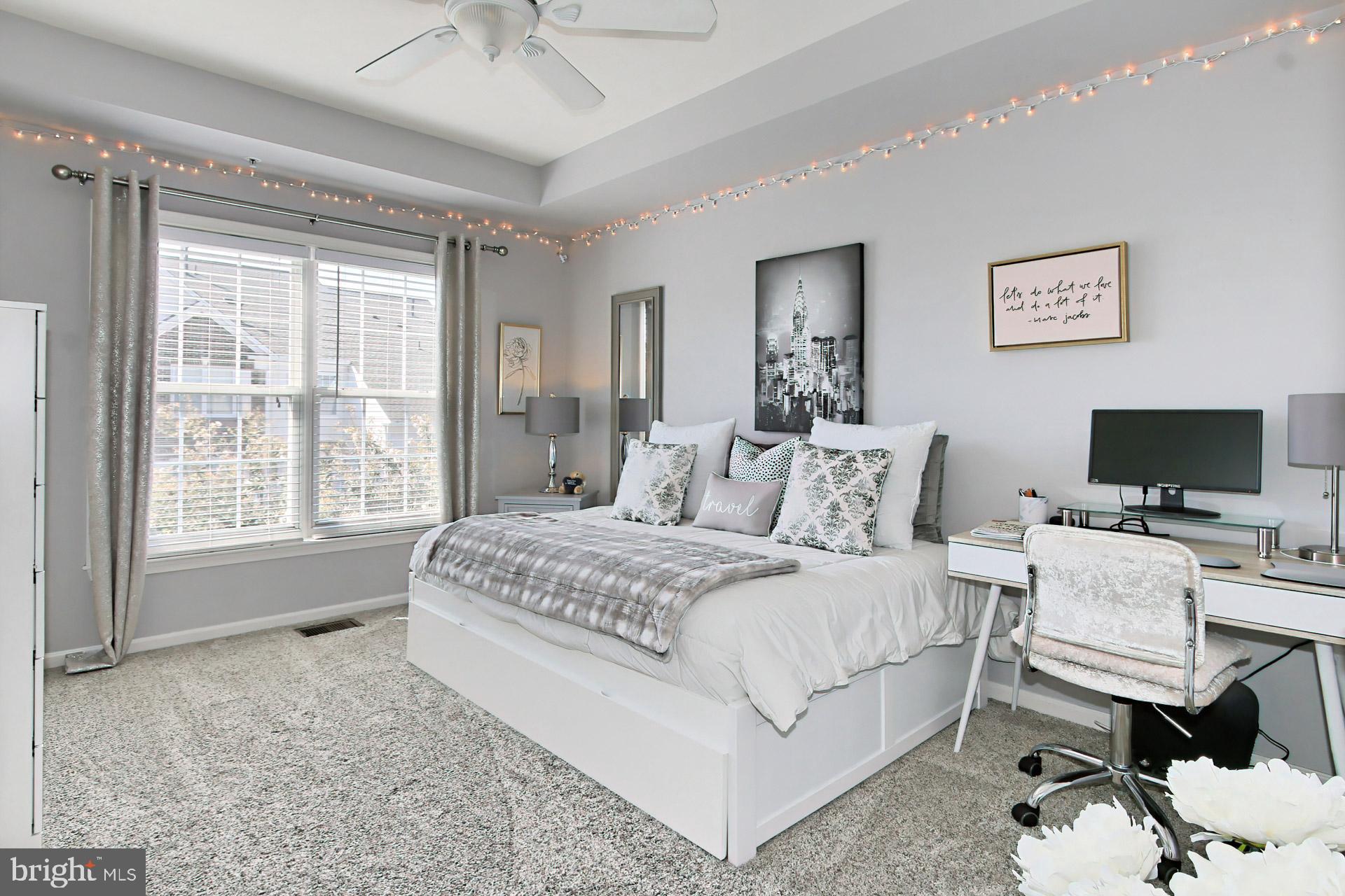 OVERLOOK - Residential